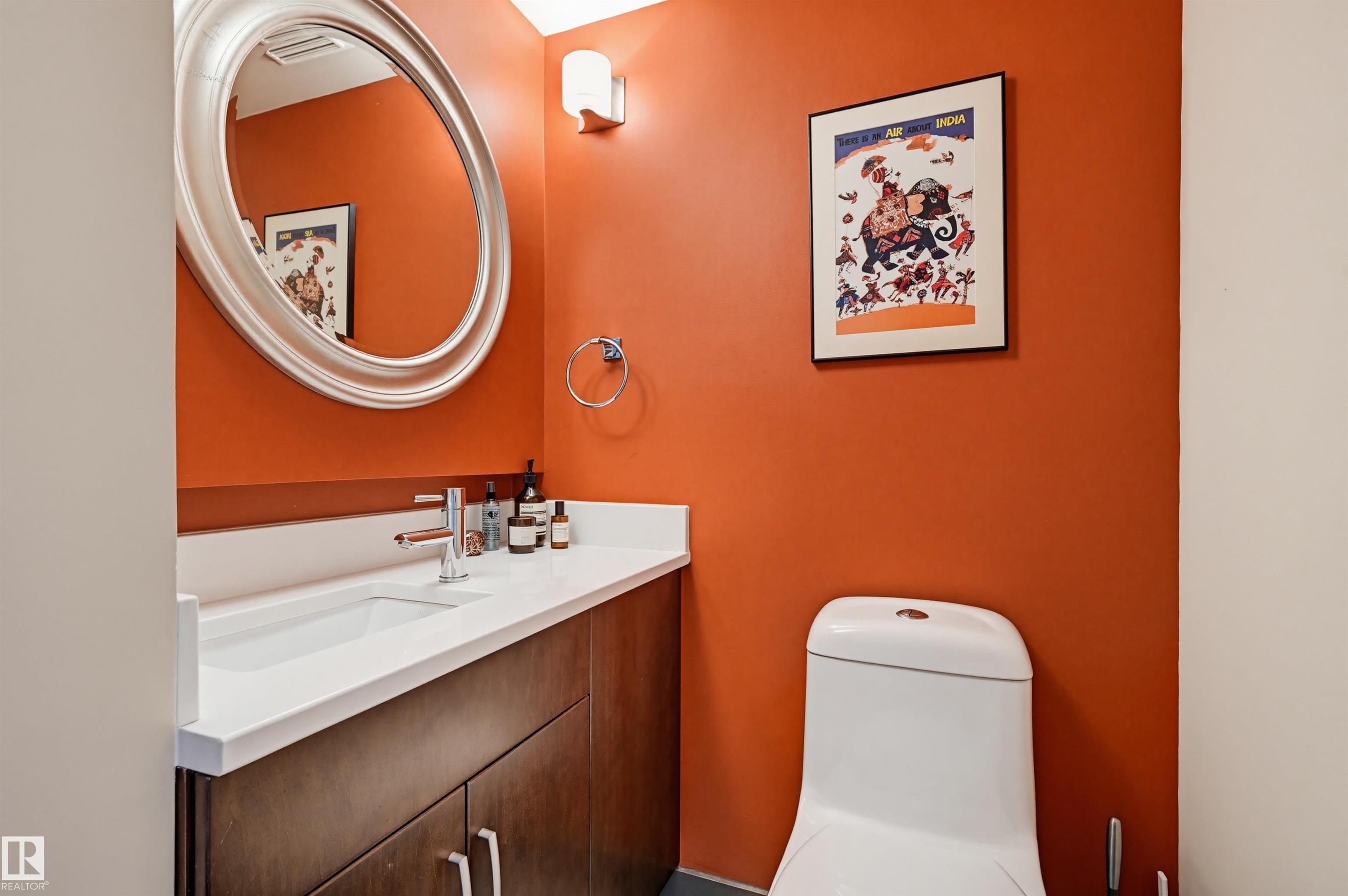 Photo 18 at 806 - 10045 118 Street NW, Wîhkwêntôwin, Edmonton