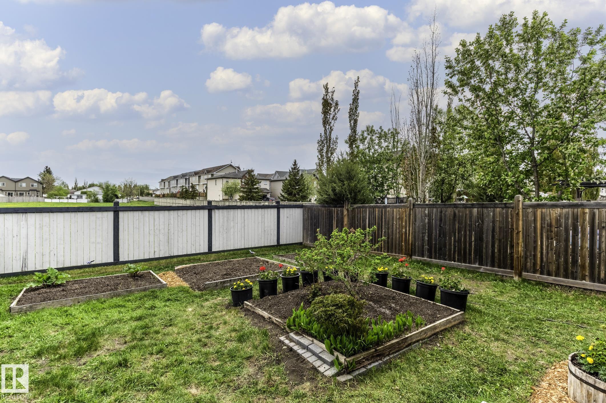 Photo 24 at 9811 103 Avenue, Morinville