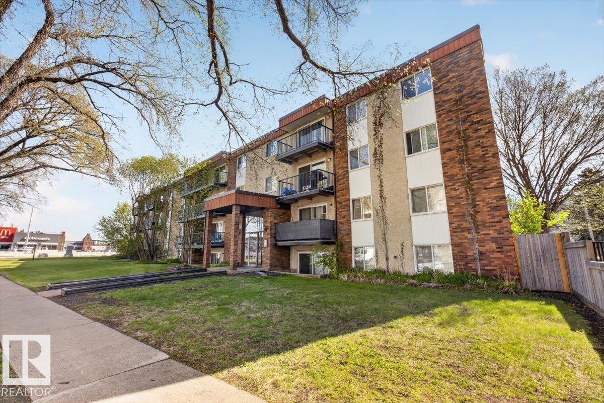 301 - 10335 117 Street NW, Wîhkwêntôwin, Edmonton