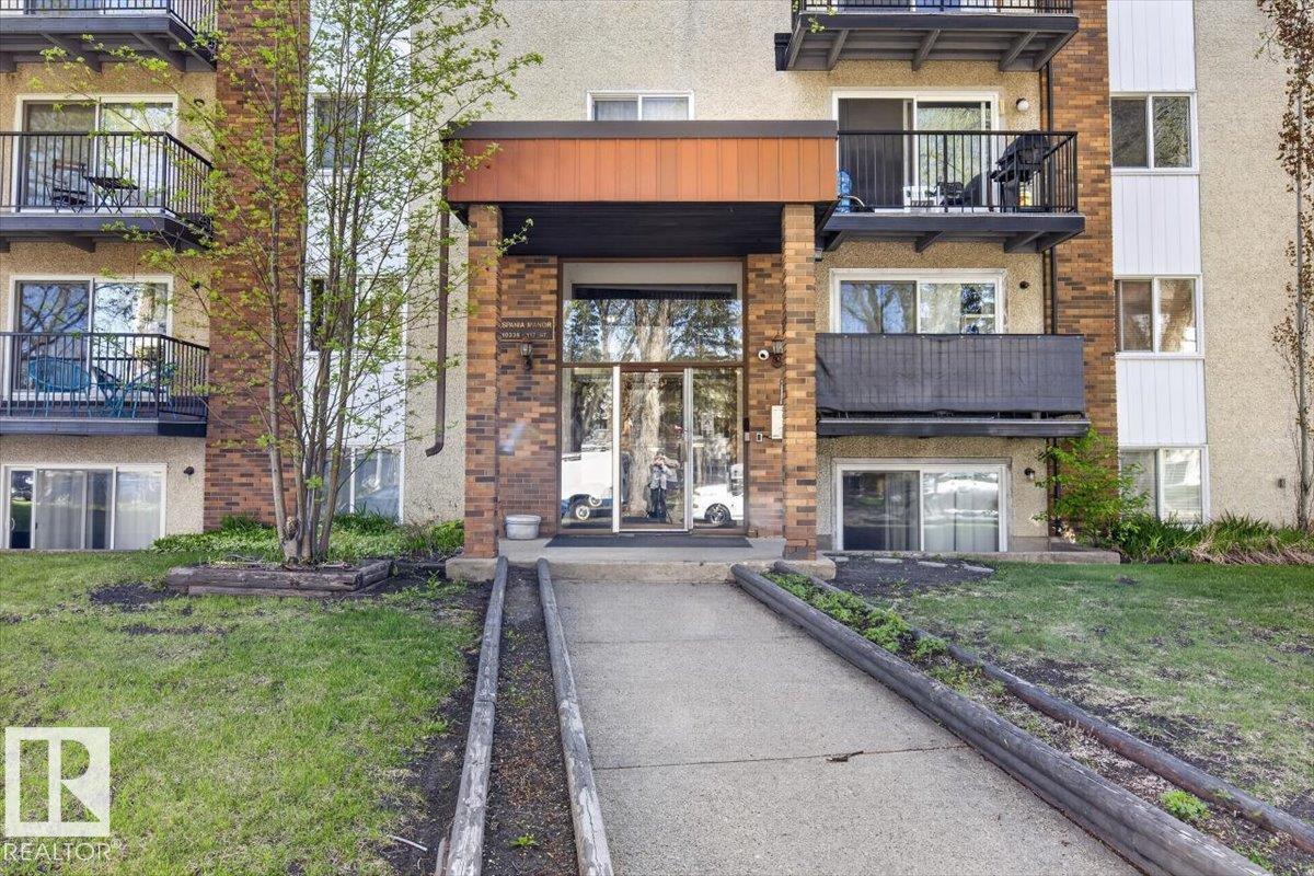 301 - 10335 117 Street NW, Wîhkwêntôwin, Edmonton