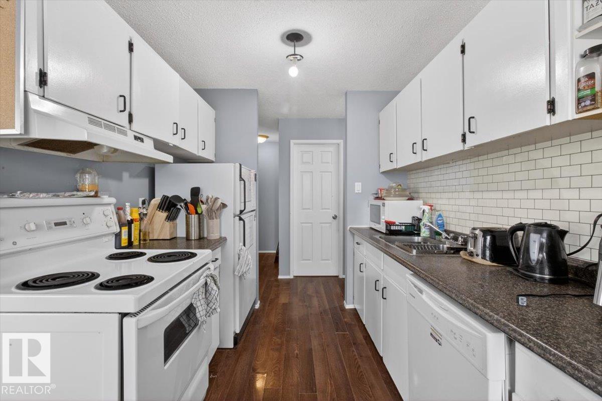 Photo 16 at 301 - 10335 117 Street NW, Wîhkwêntôwin, Edmonton