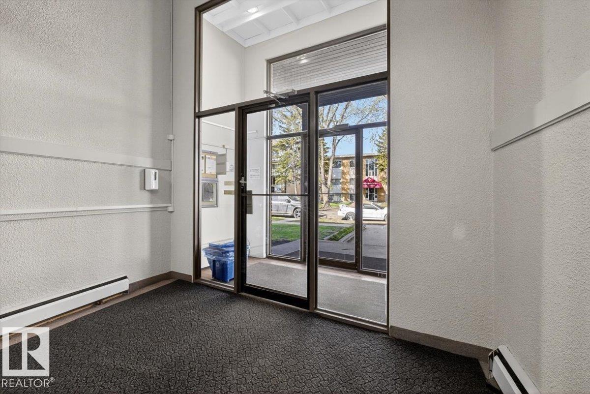 301 - 10335 117 Street NW, Wîhkwêntôwin, Edmonton