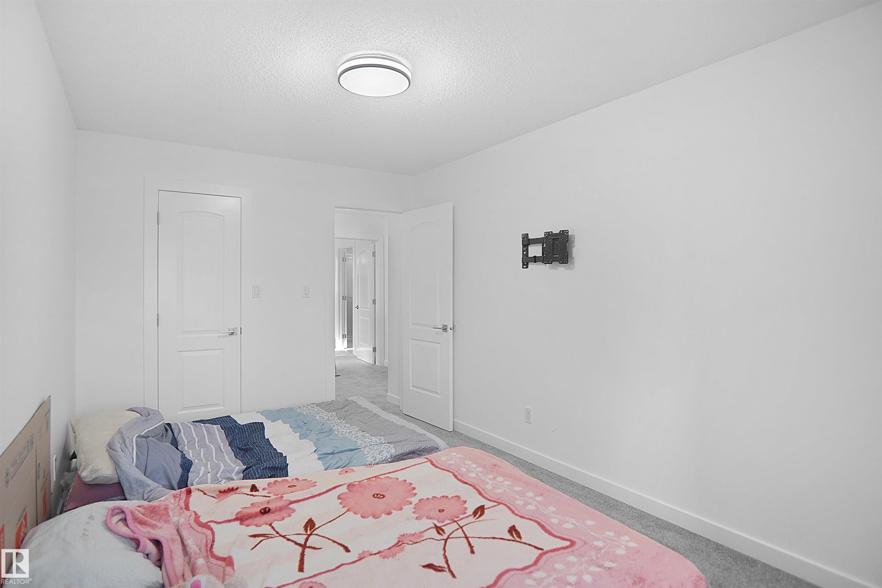 Photo 35 at 10018 173 Avenue NW, Baturyn, Edmonton