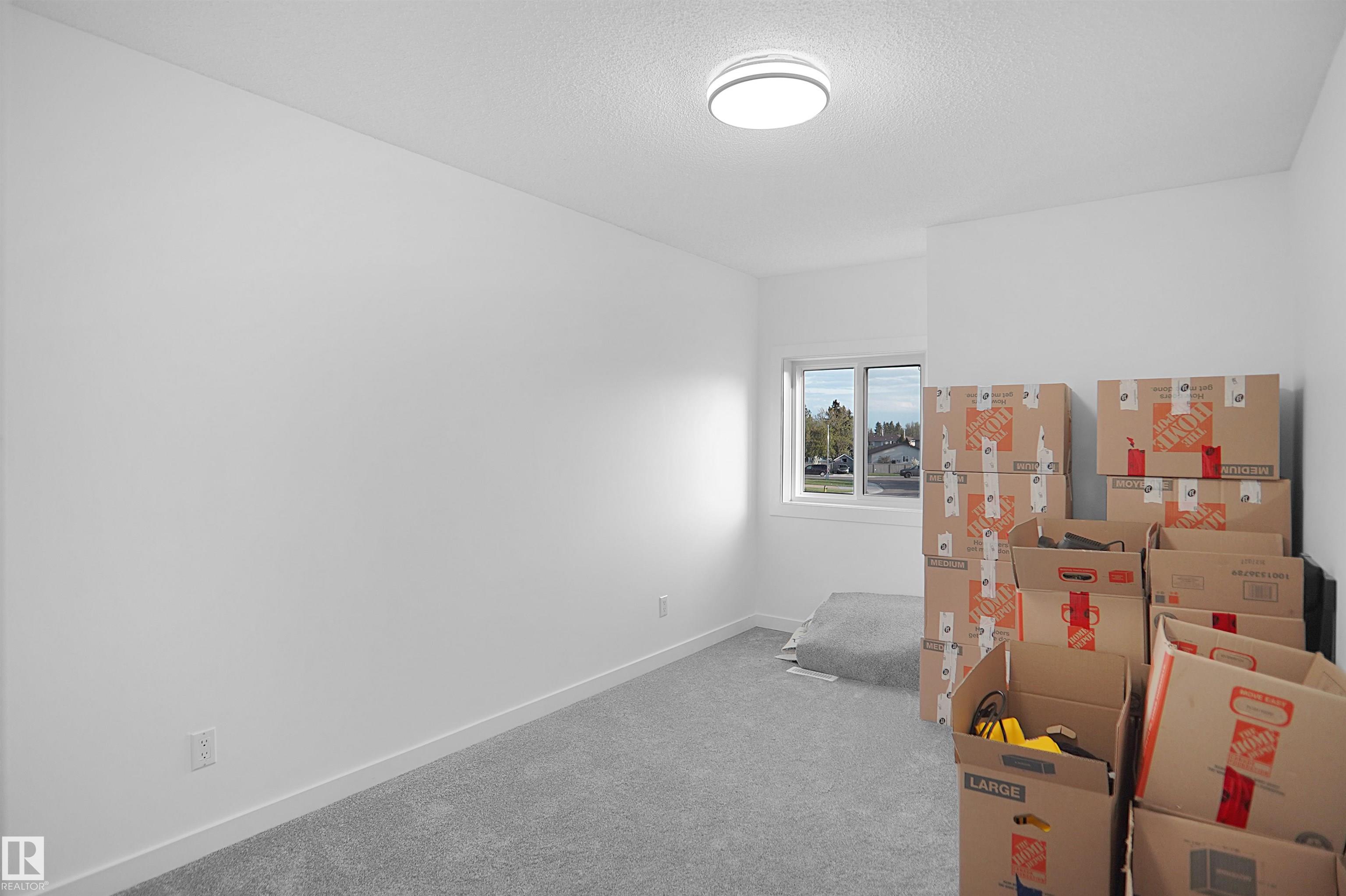 Photo 36 at 10018 173 Avenue NW, Baturyn, Edmonton
