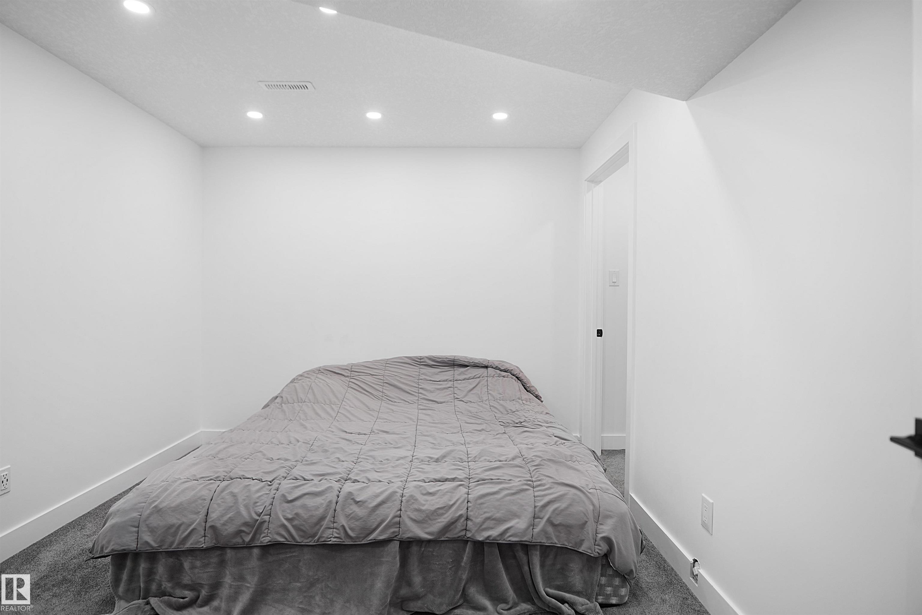 Photo 45 at 10018 173 Avenue NW, Baturyn, Edmonton