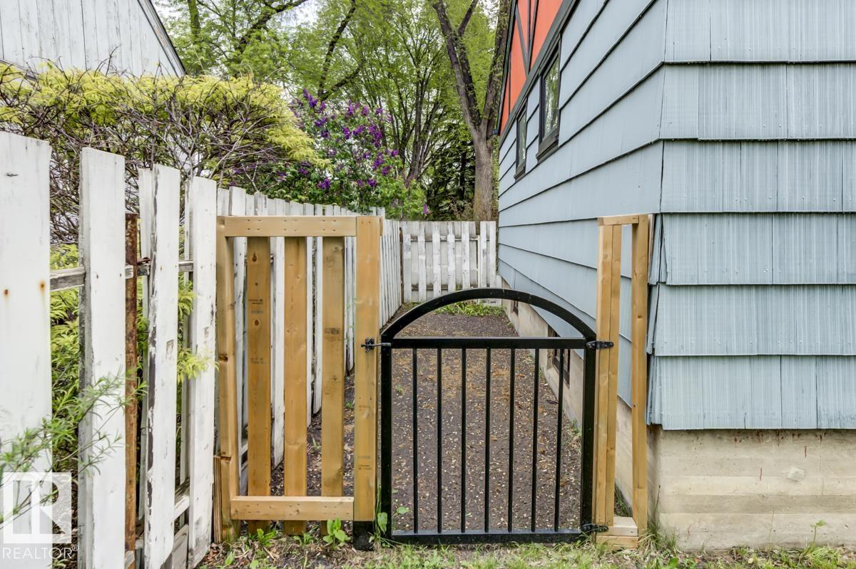 Photo 50 at 12134 58 Street NW, Montrose, Edmonton