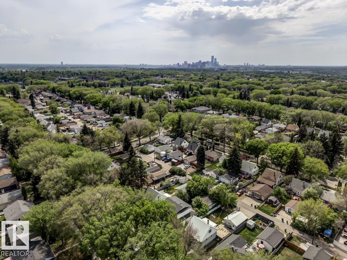 Photo 58 at 12134 58 Street NW, Montrose, Edmonton
