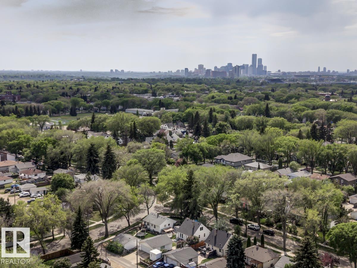 Photo 59 at 12134 58 Street NW, Montrose, Edmonton