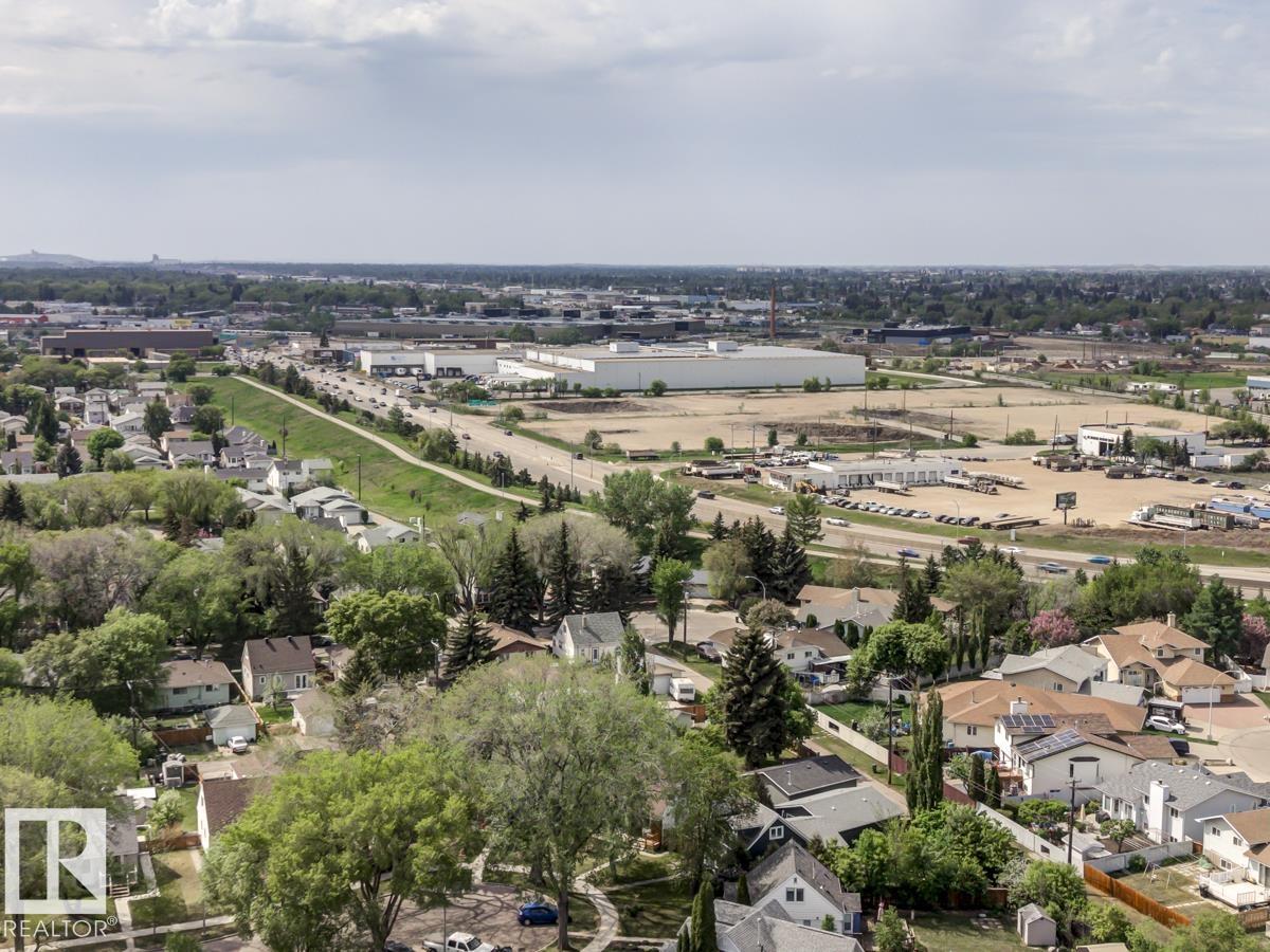 Photo 60 at 12134 58 Street NW, Montrose, Edmonton
