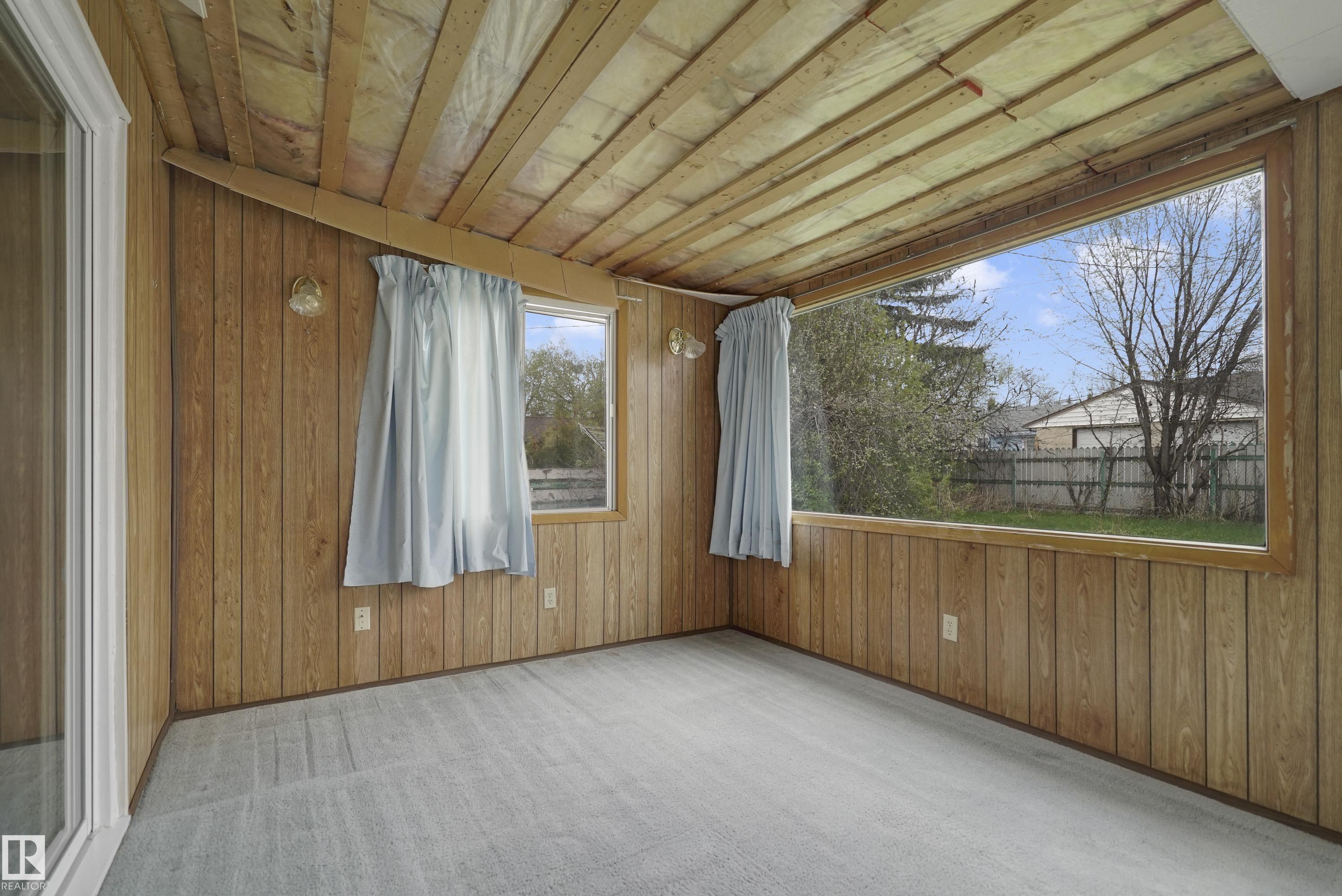 Photo 13 at 13324 131a Avenue NW, Athlone, Edmonton