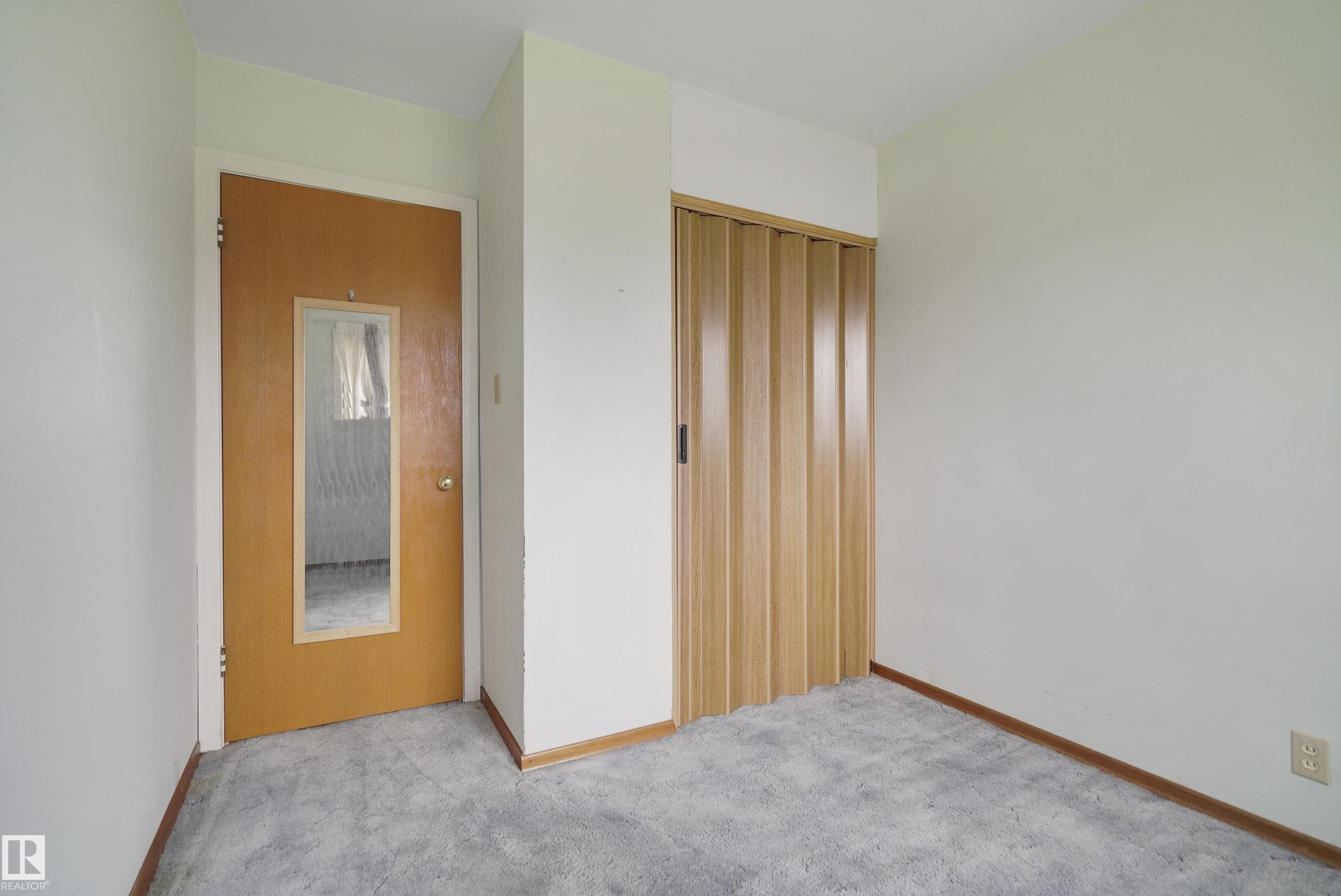 Photo 17 at 13324 131a Avenue NW, Athlone, Edmonton
