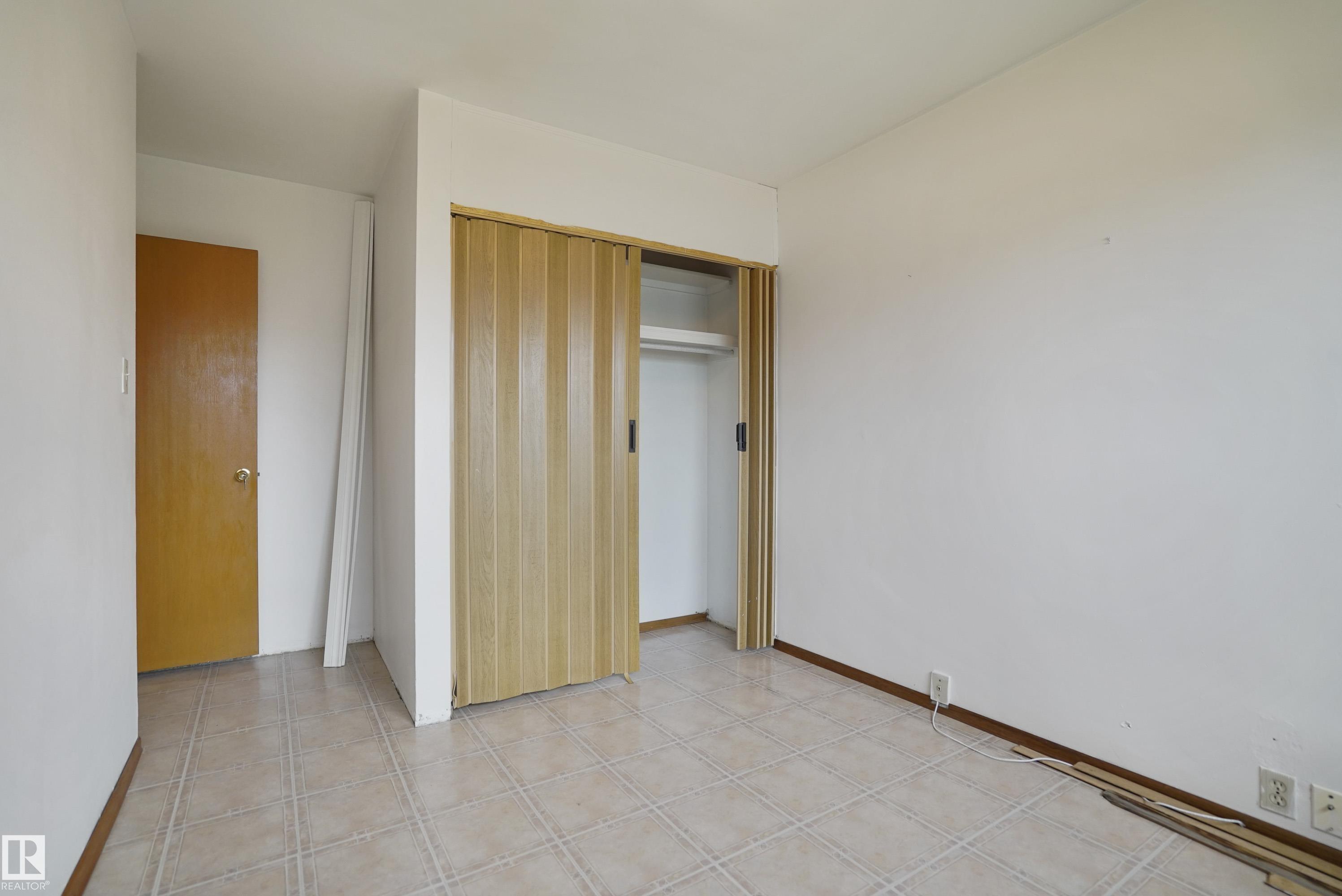 Photo 21 at 13324 131a Avenue NW, Athlone, Edmonton