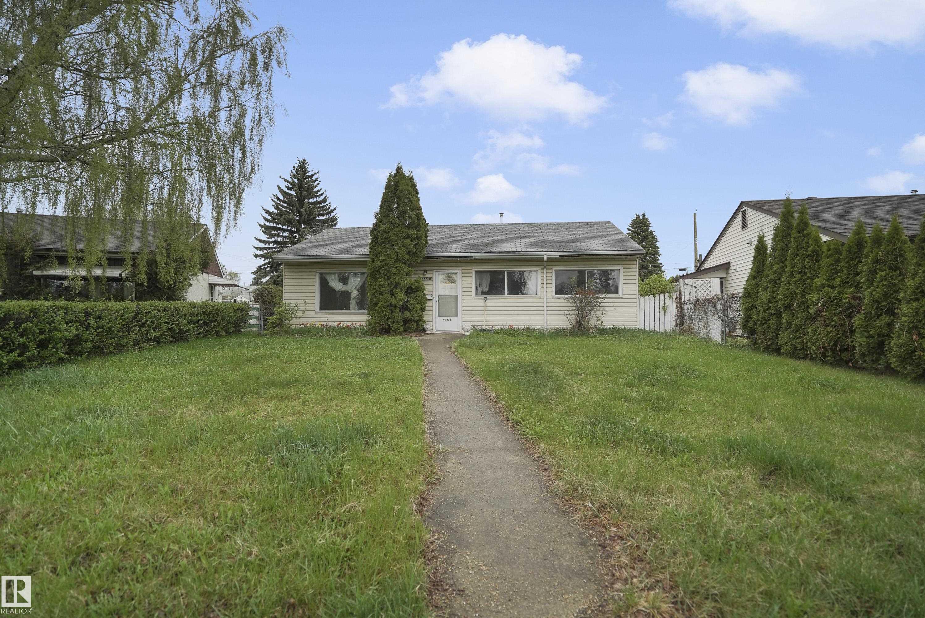 Photo 29 at 13324 131a Avenue NW, Athlone, Edmonton