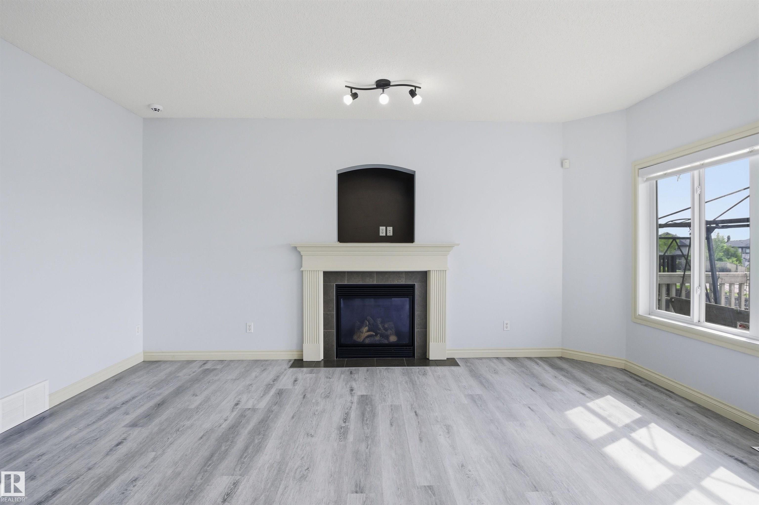 Photo 8 at 2017 118 Street SW, Rutherford, Edmonton