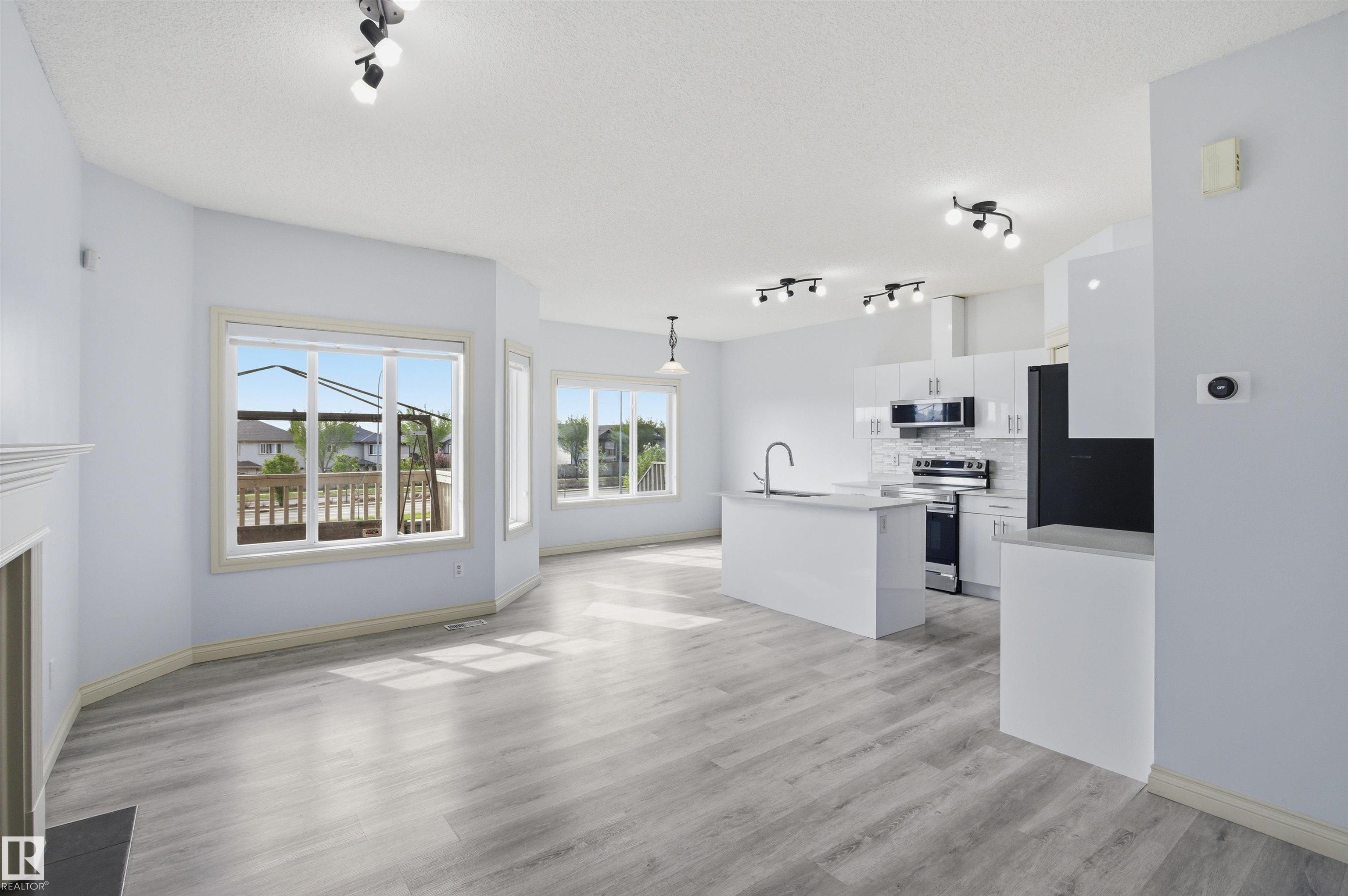 Photo 10 at 2017 118 Street SW, Rutherford, Edmonton