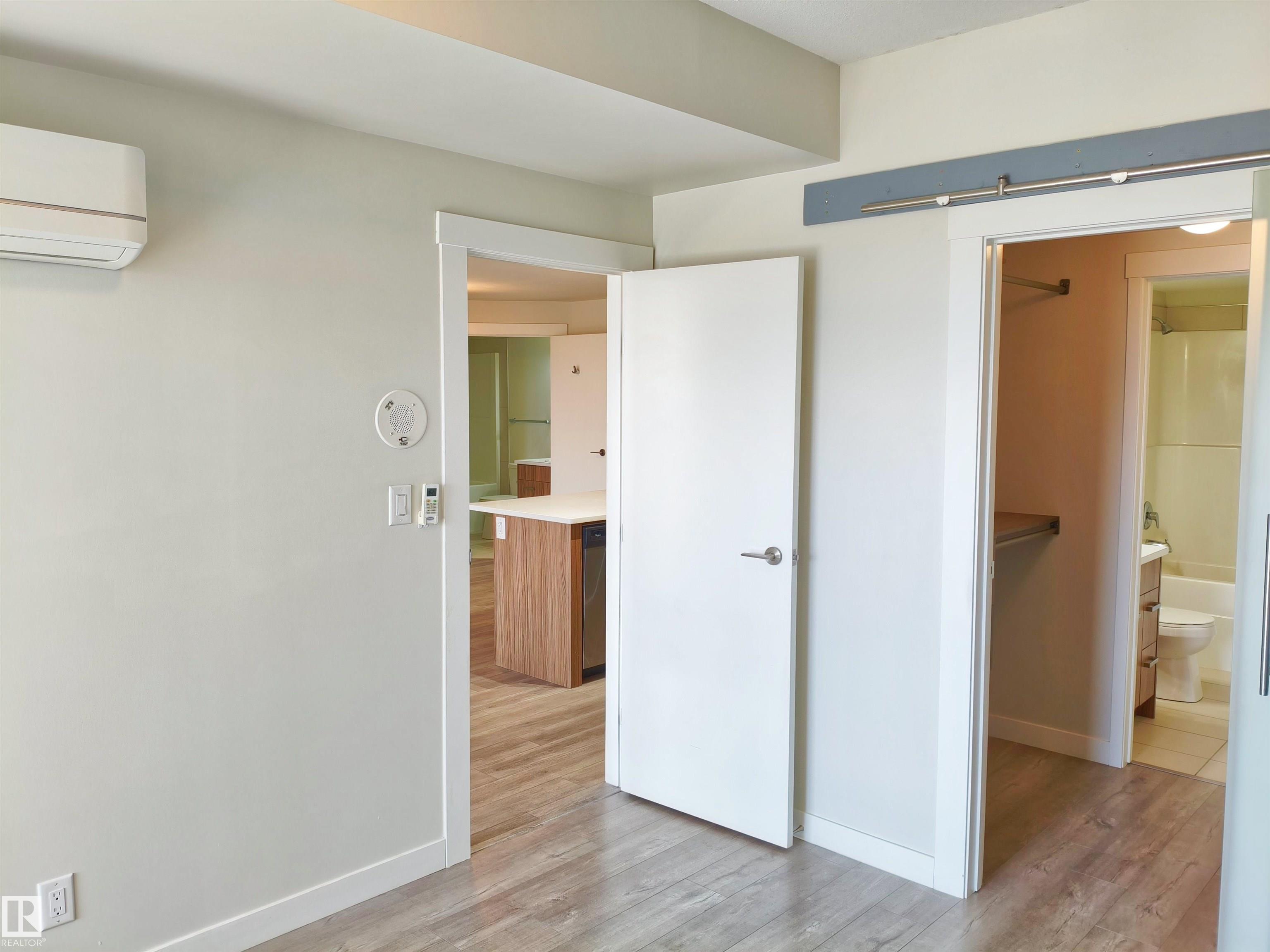 https://zimg.paragon.ice.com/ParagonImages/Property/PM/RAE/225403508/28/0/0/2e7eb5db896571e67f72233ea57faa57/1/63b50553d87f1d1be5096a570b316c0b/225403508-b251522d-1874-4773-abf7-451e4a3aa64f.JPG