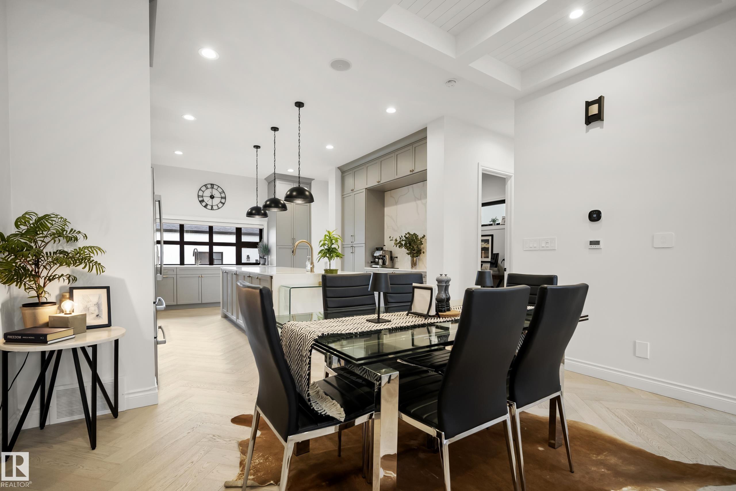 Photo 11 at 6115 111 Avenue NW, Highlands, Edmonton