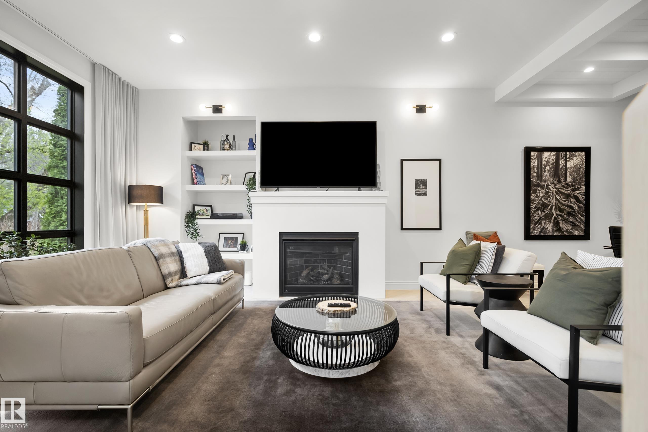 Photo 7 at 6115 111 Avenue NW, Highlands, Edmonton