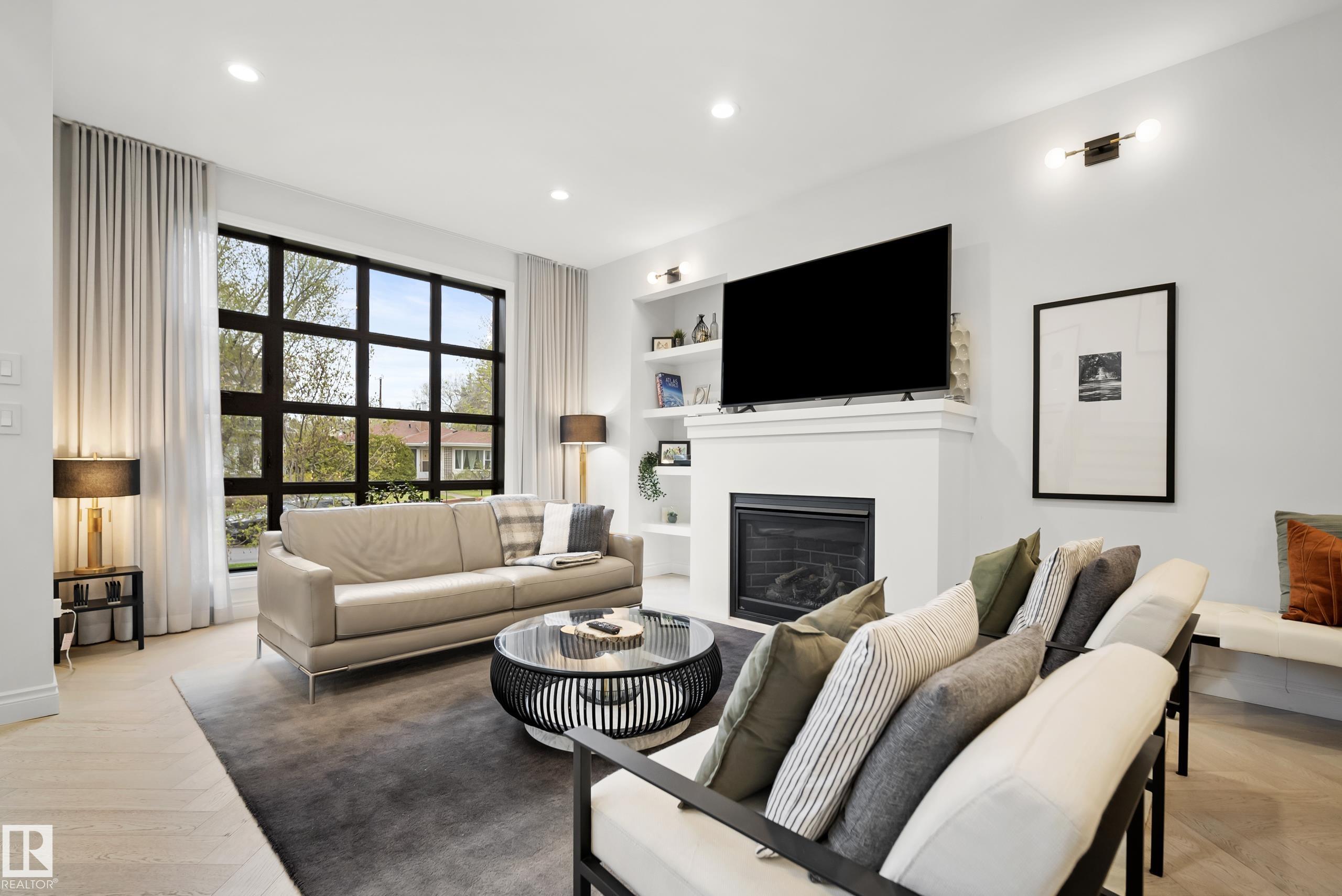 Photo 9 at 6115 111 Avenue NW, Highlands, Edmonton