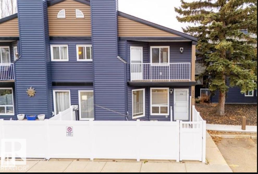 3530 42 Street NW, Minchau, Edmonton