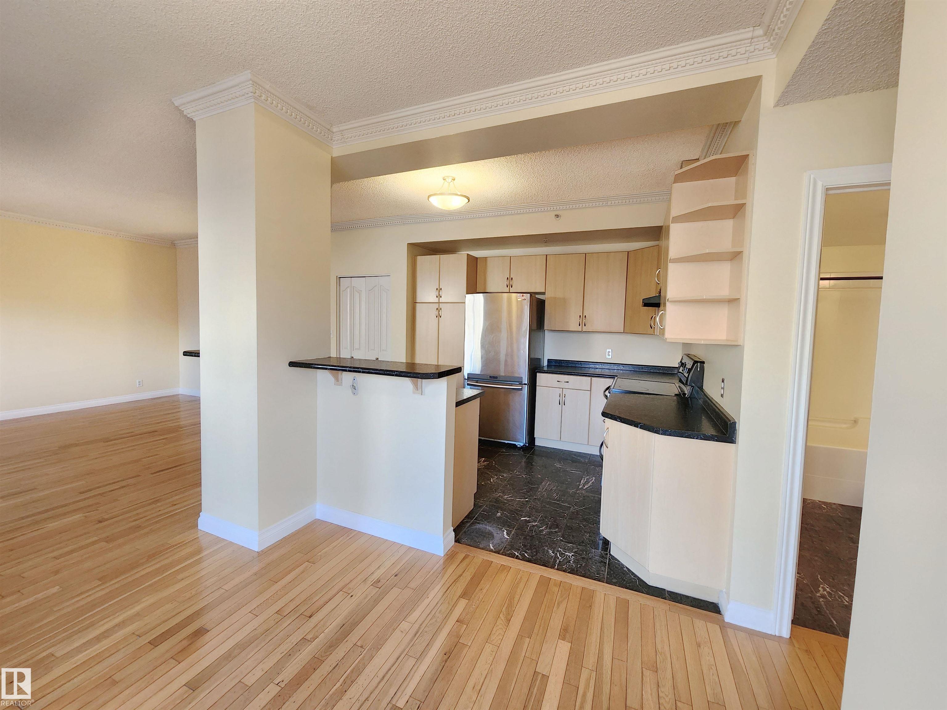 Photo 23 at 603 - 9707 105 Street NW, Downtown, Edmonton