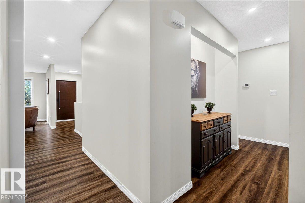 Photo 11 at 19016 92 Avenue NW, Belmead, Edmonton