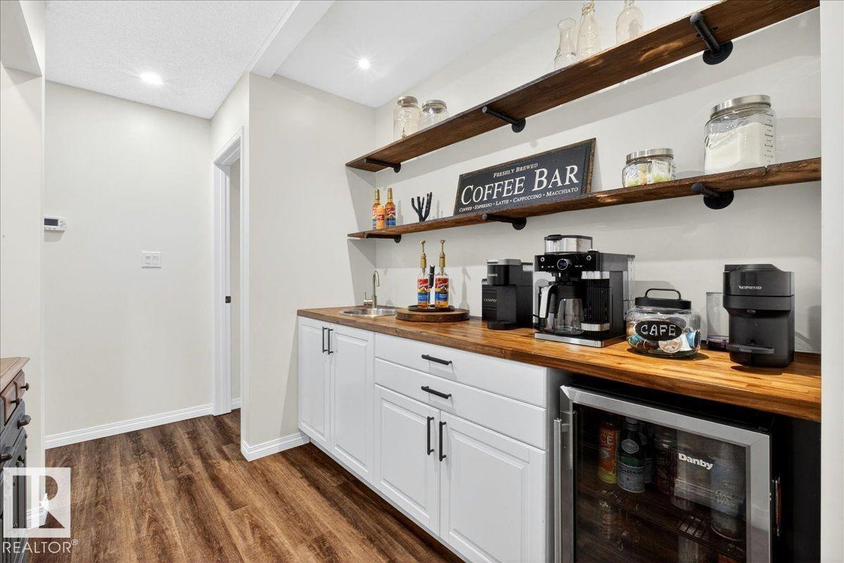 Photo 12 at 19016 92 Avenue NW, Belmead, Edmonton