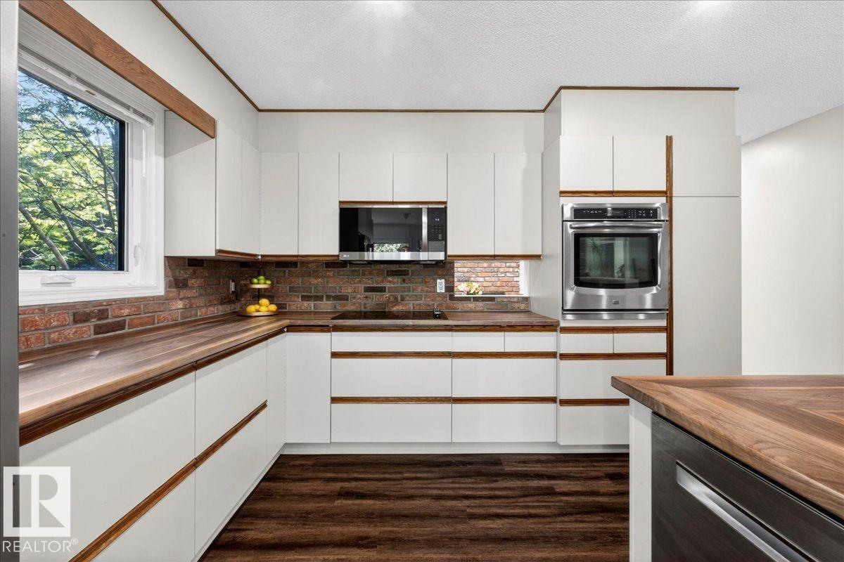 Photo 16 at 19016 92 Avenue NW, Belmead, Edmonton