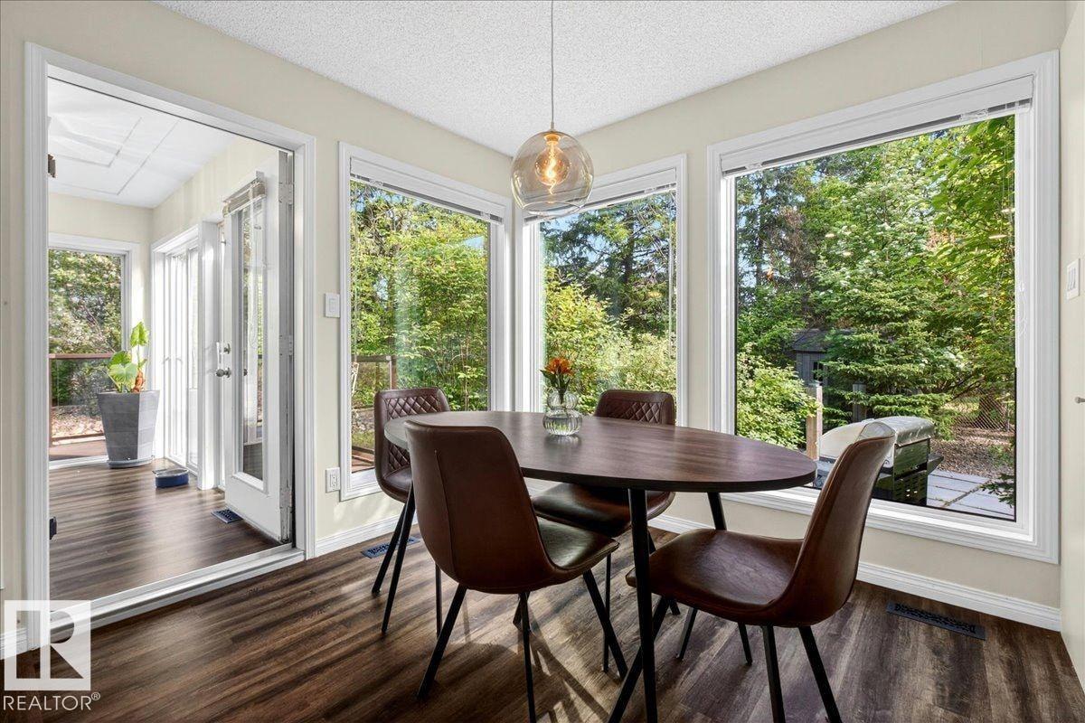 Photo 21 at 19016 92 Avenue NW, Belmead, Edmonton