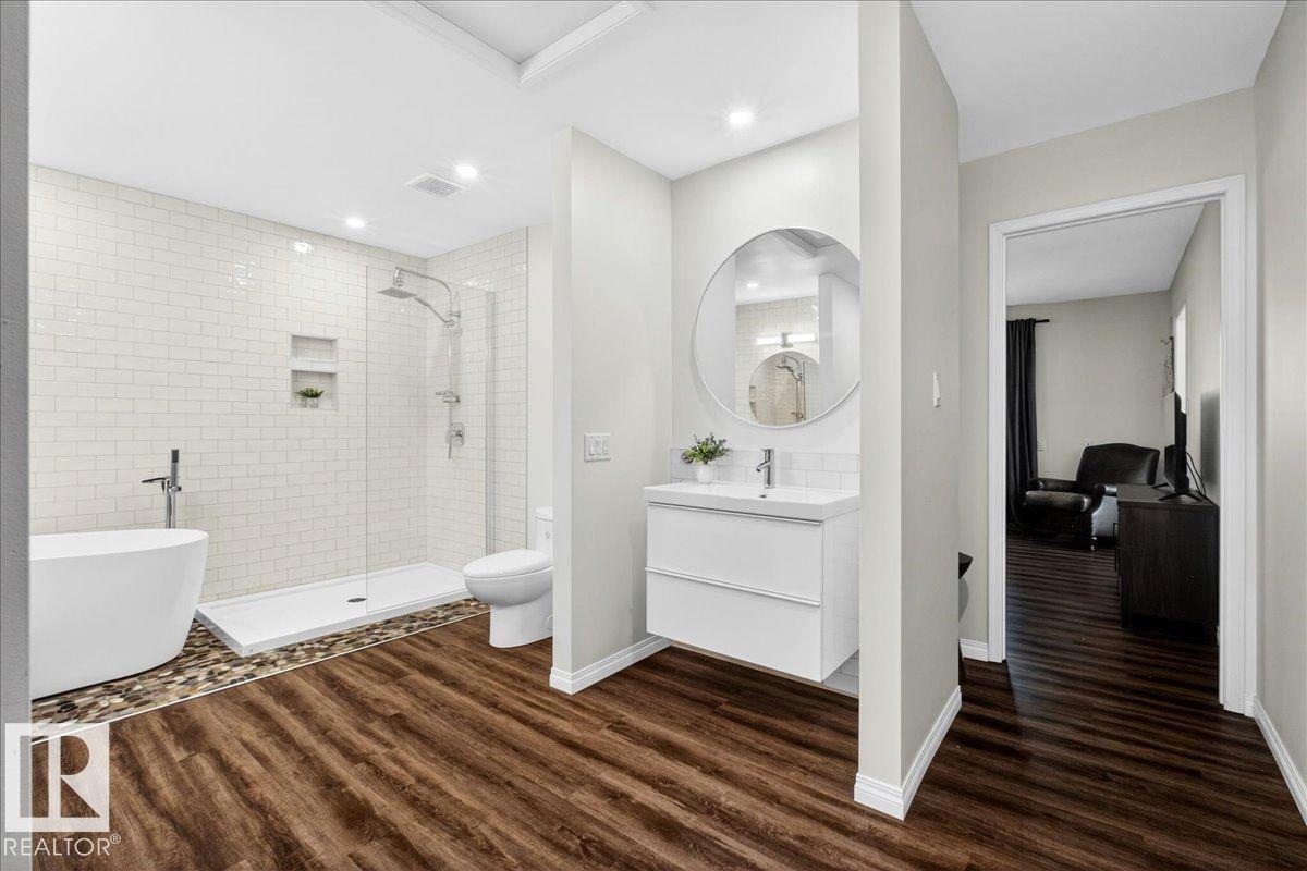 Photo 35 at 19016 92 Avenue NW, Belmead, Edmonton