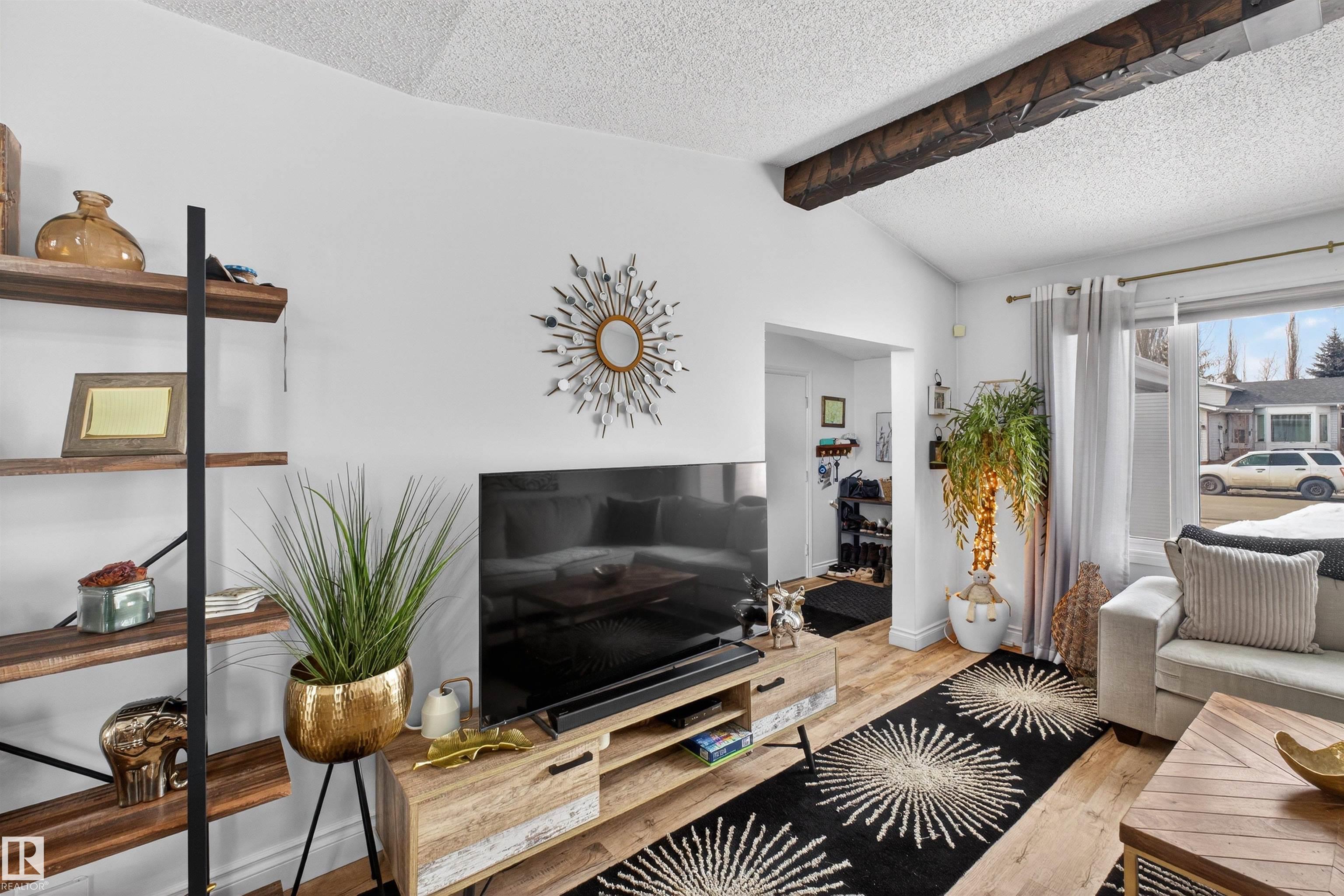 Photo 17 at 18939 78 Avenue NW, Lymburn, Edmonton