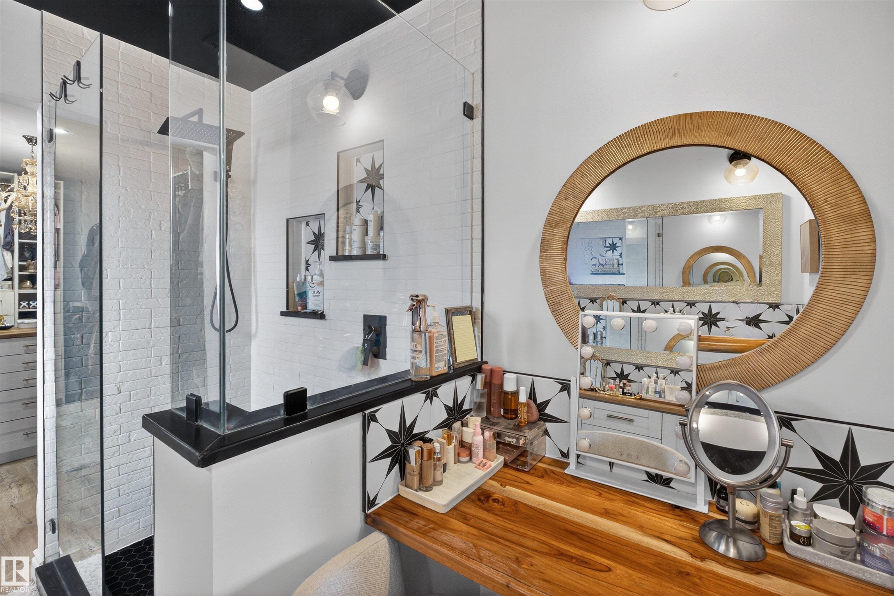 Photo 34 at 18939 78 Avenue NW, Lymburn, Edmonton