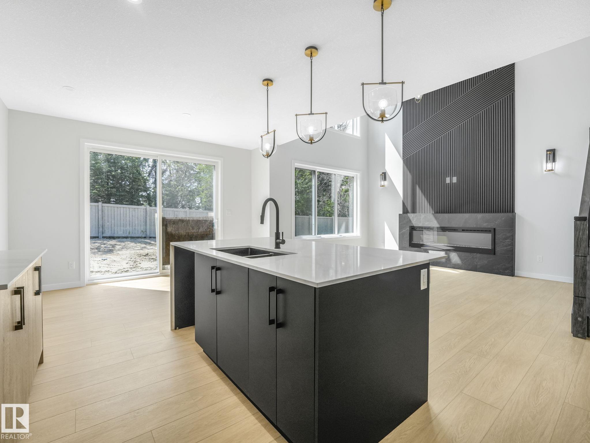 1717 Crossbill Loop NW, Kinglet Gardens, Edmonton