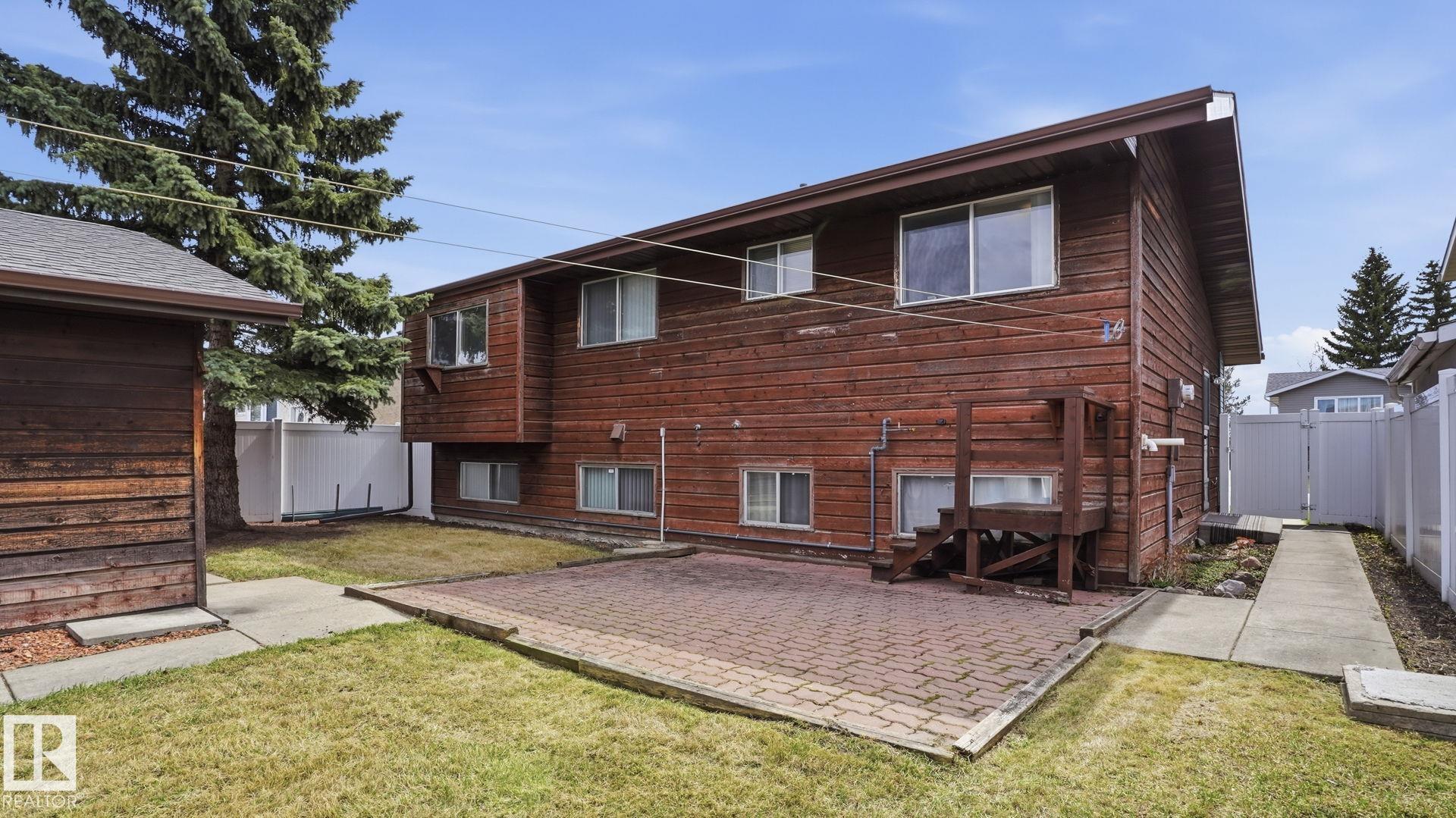 Photo 22 at 9834 167a Avenue NW, Baturyn, Edmonton