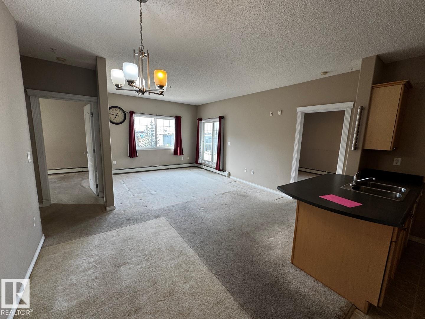 300 - 16715 100 Avenue NW, Glenwood, Edmonton