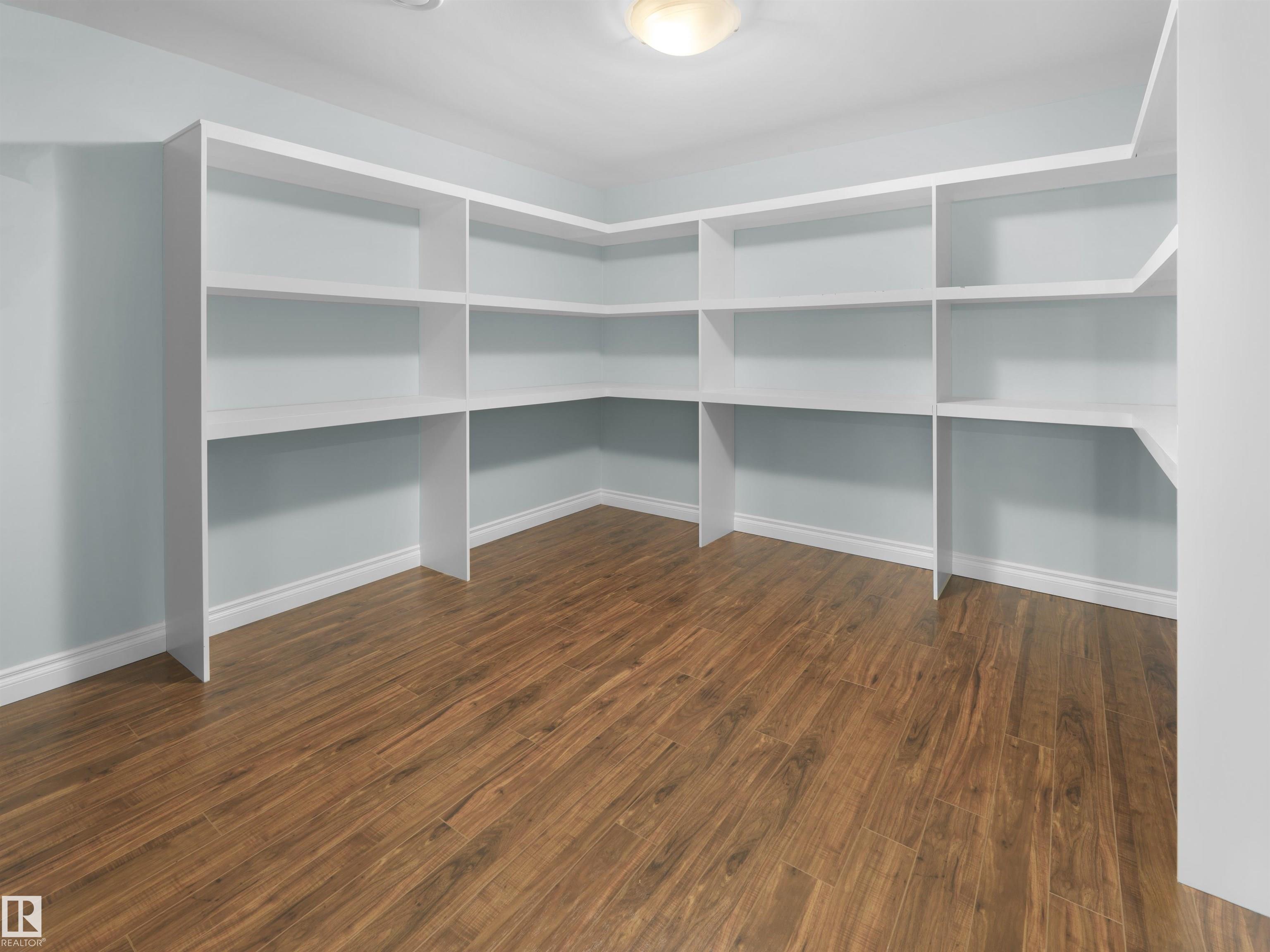 Photo 38 at 5407 109 Street NW, Pleasantview, Edmonton