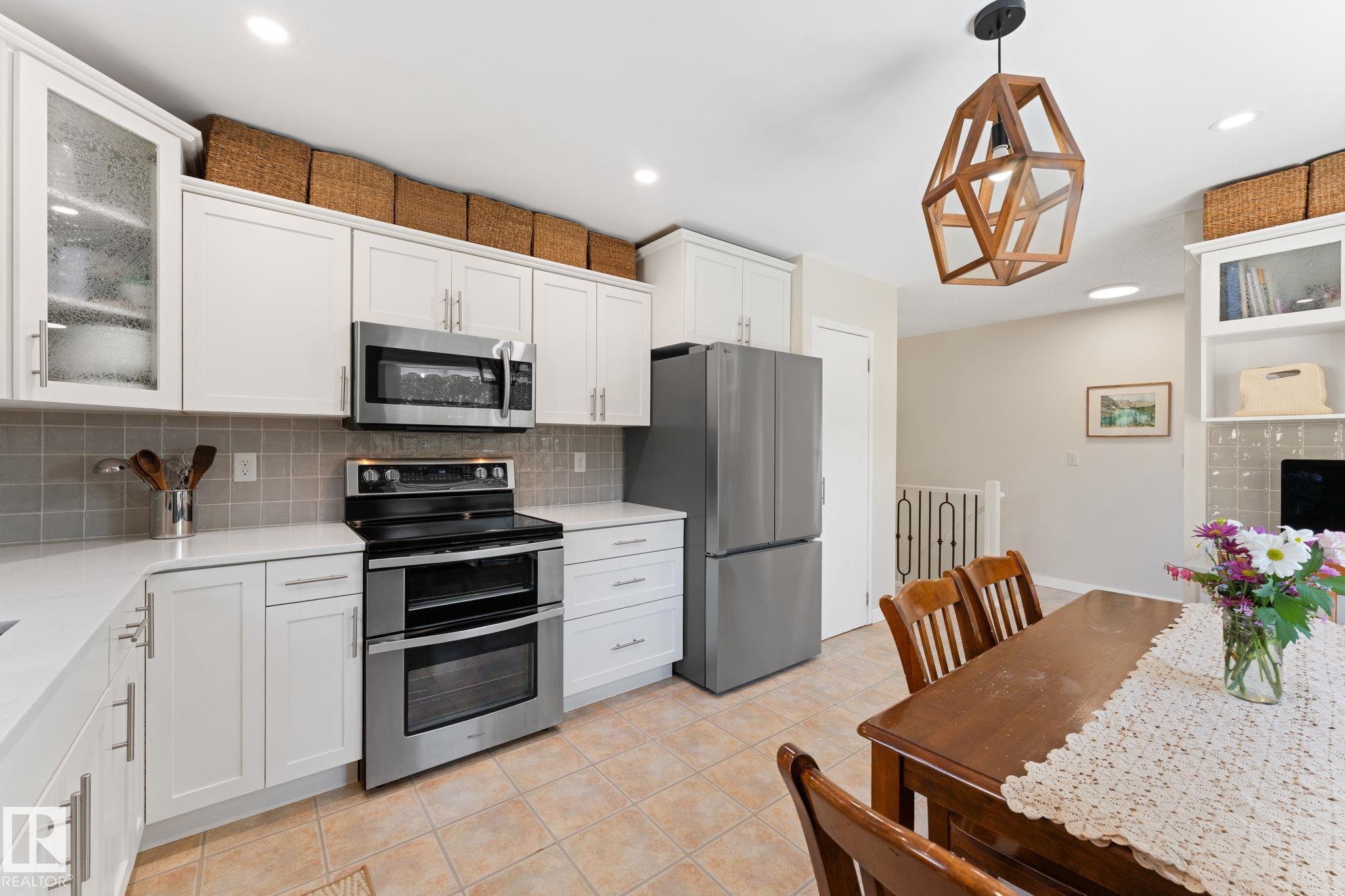 Photo 34 at 4603 43 Avenue, Beau Meadow, Beaumont