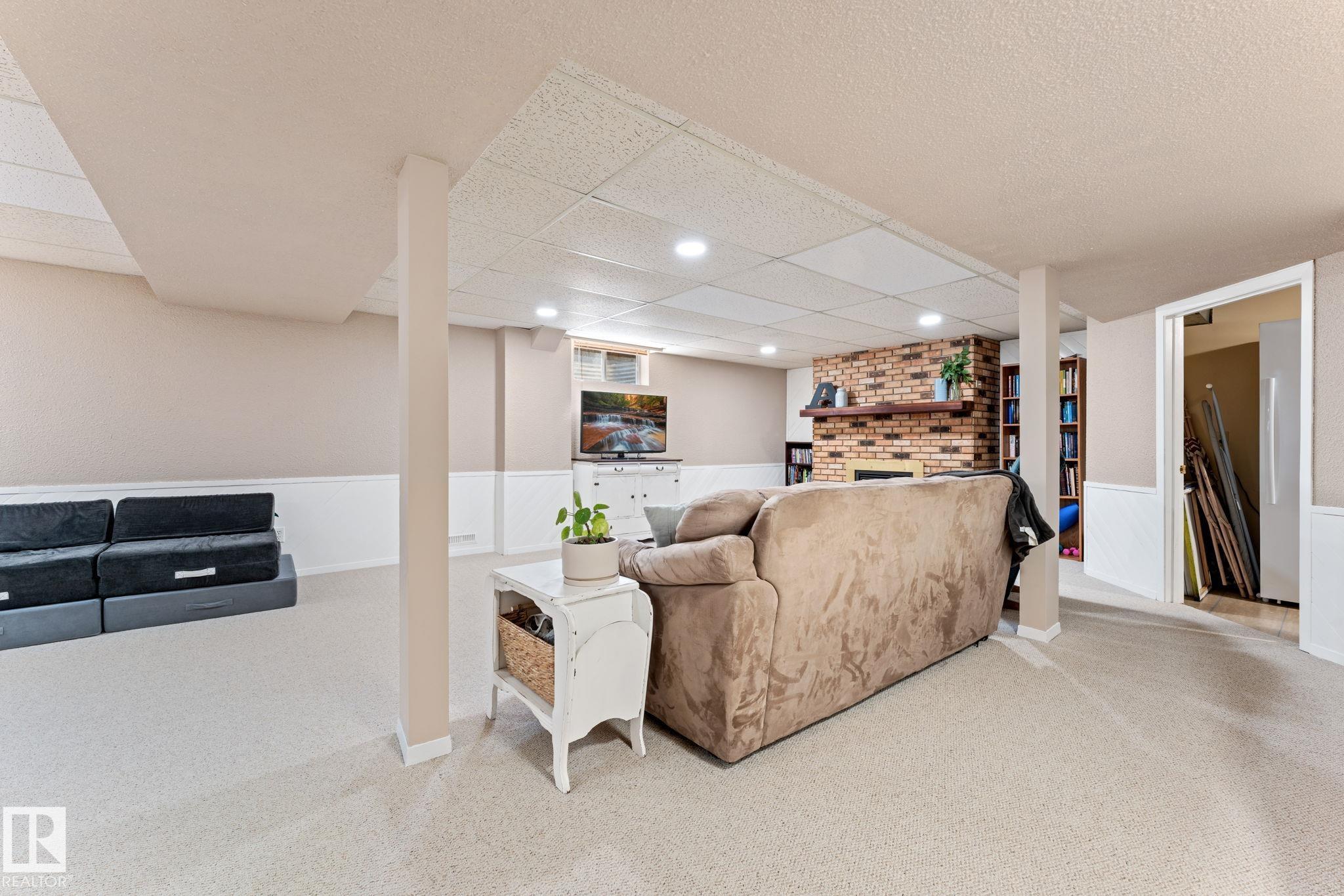 Photo 37 at 4603 43 Avenue, Beau Meadow, Beaumont