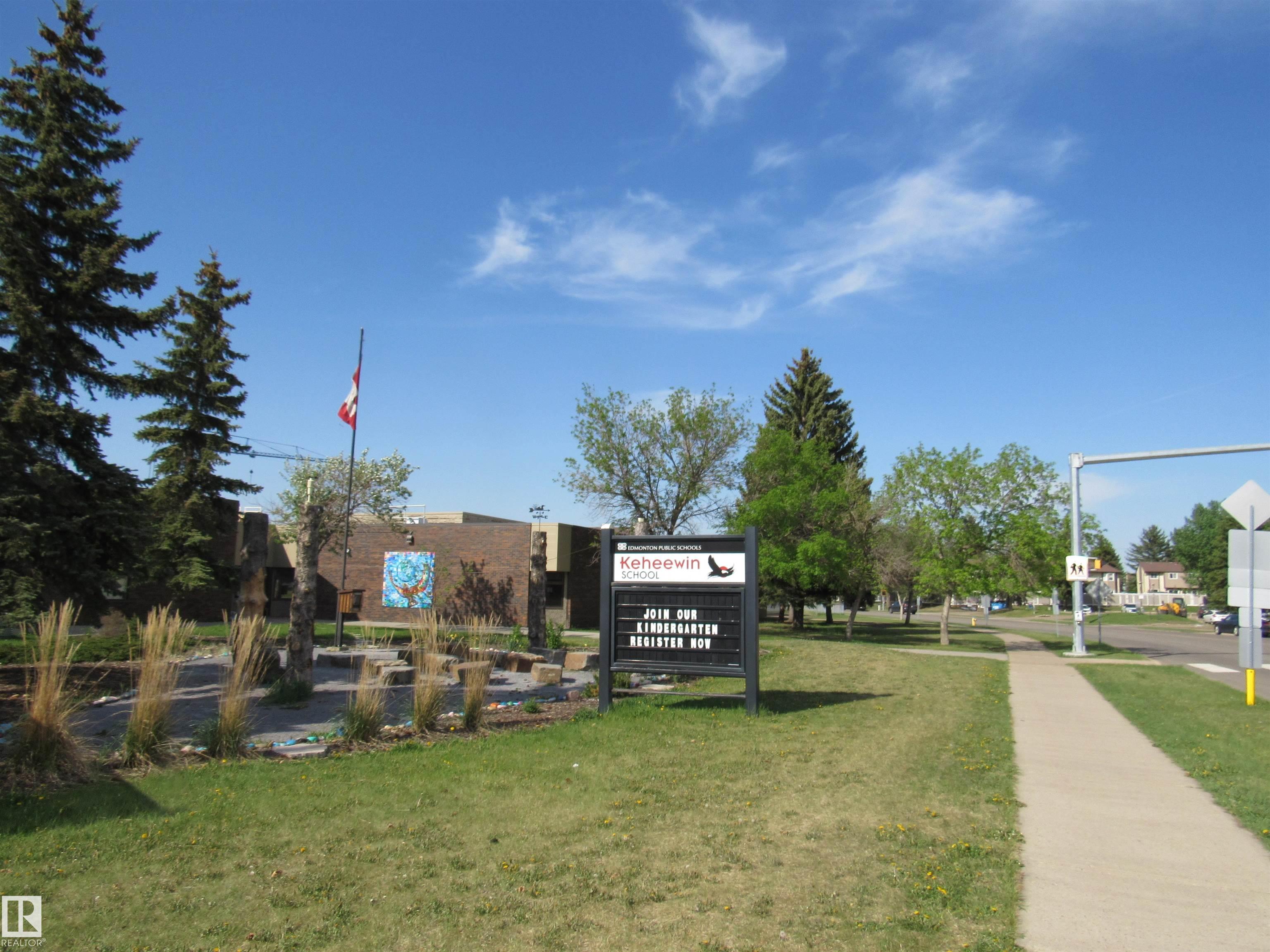 Photo 35 at 2025 108 Street NW, Keheewin, Edmonton