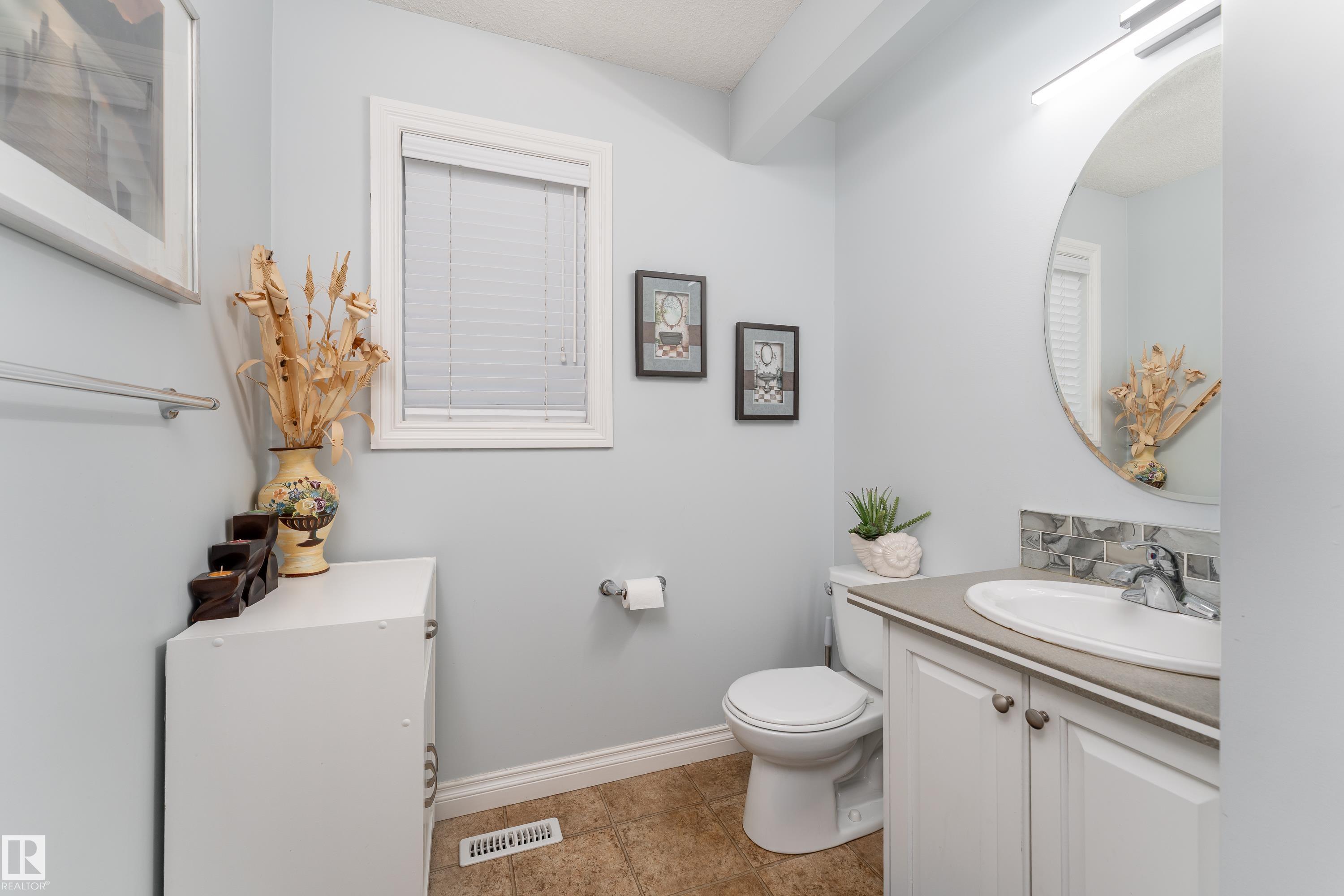 Photo 16 at 5108 63 Street, Eaglemont Heights, Beaumont