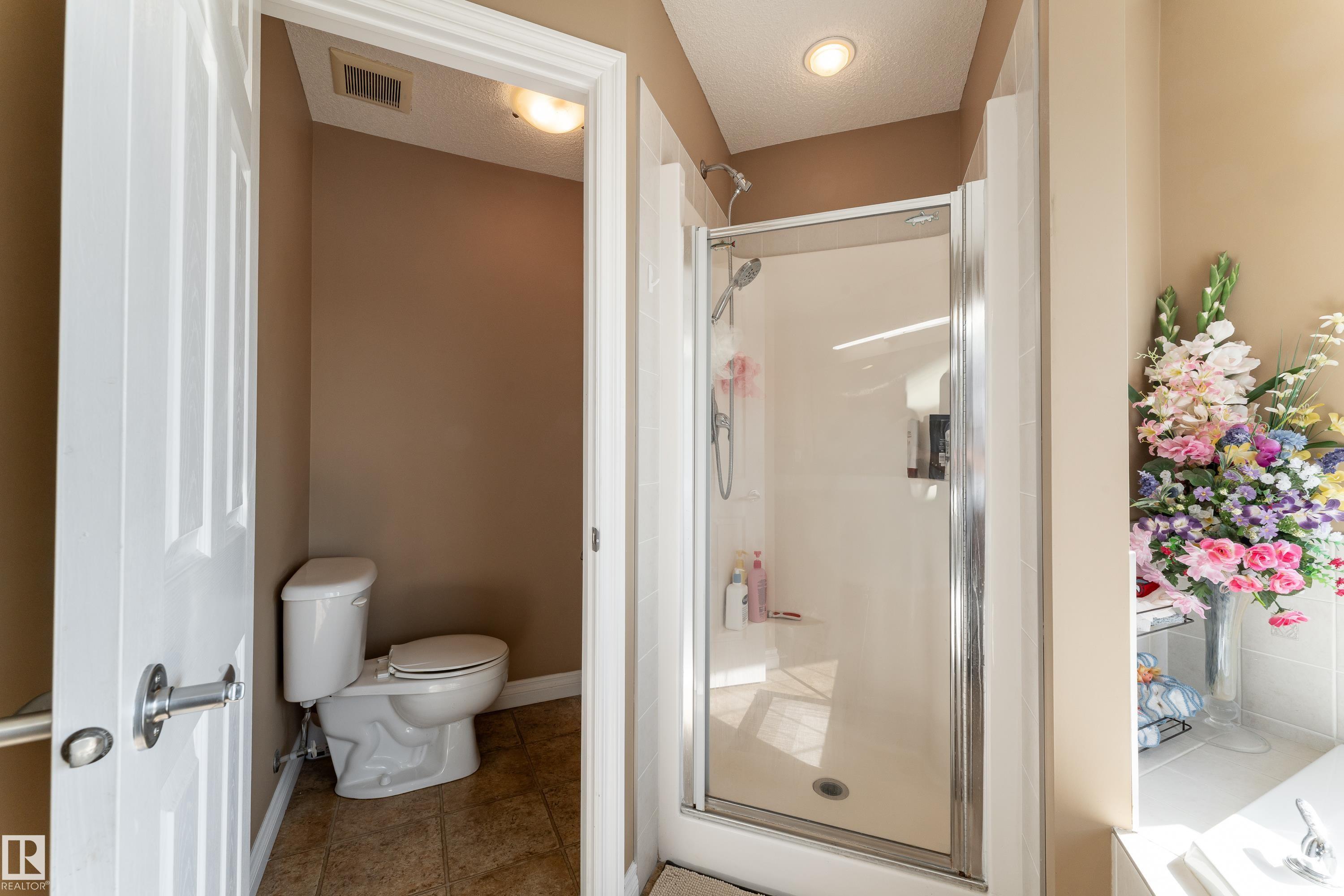 Photo 31 at 5108 63 Street, Eaglemont Heights, Beaumont