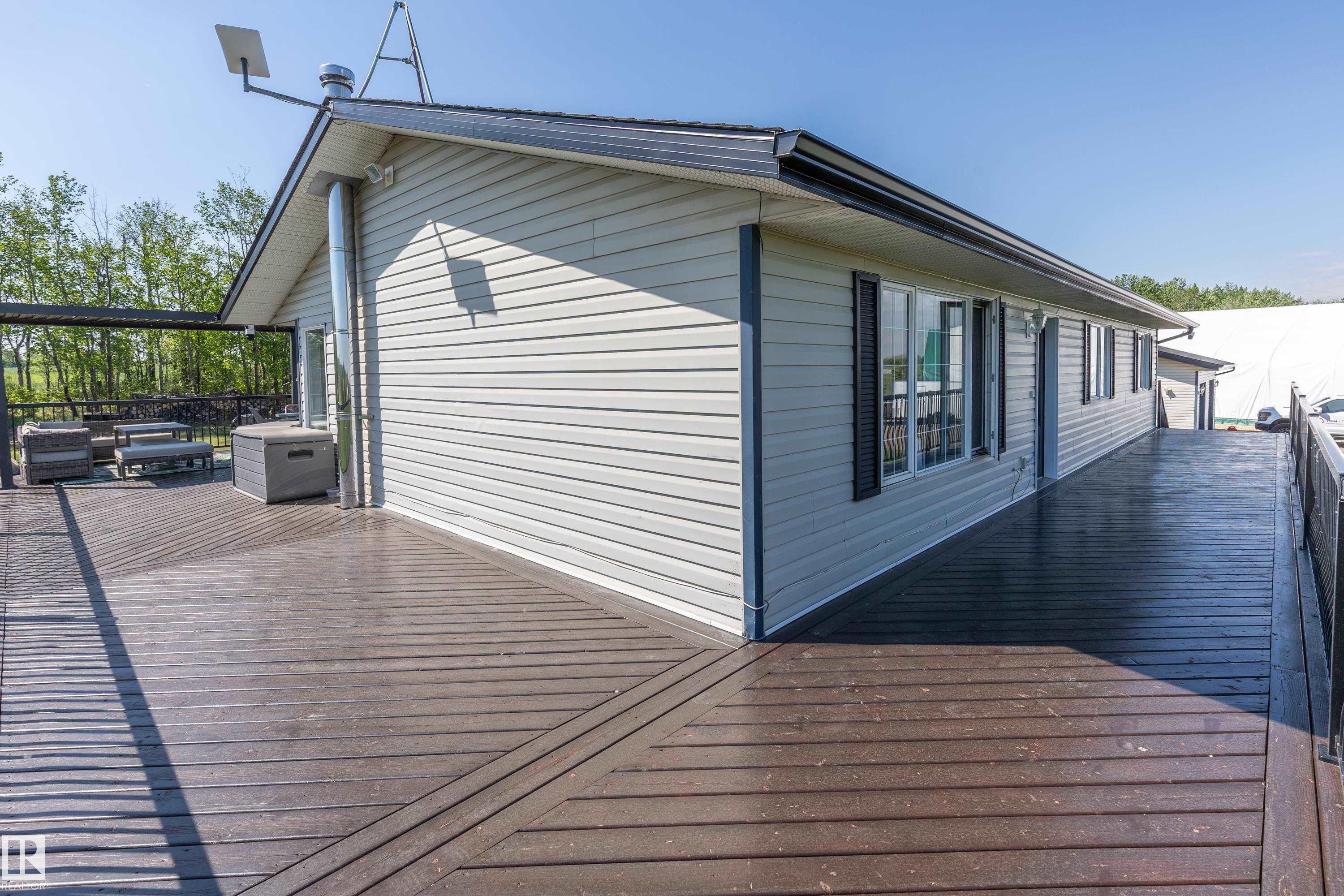 Photo 40 at 90 22111 Twp Road, Steinke Estates, Rural Leduc County