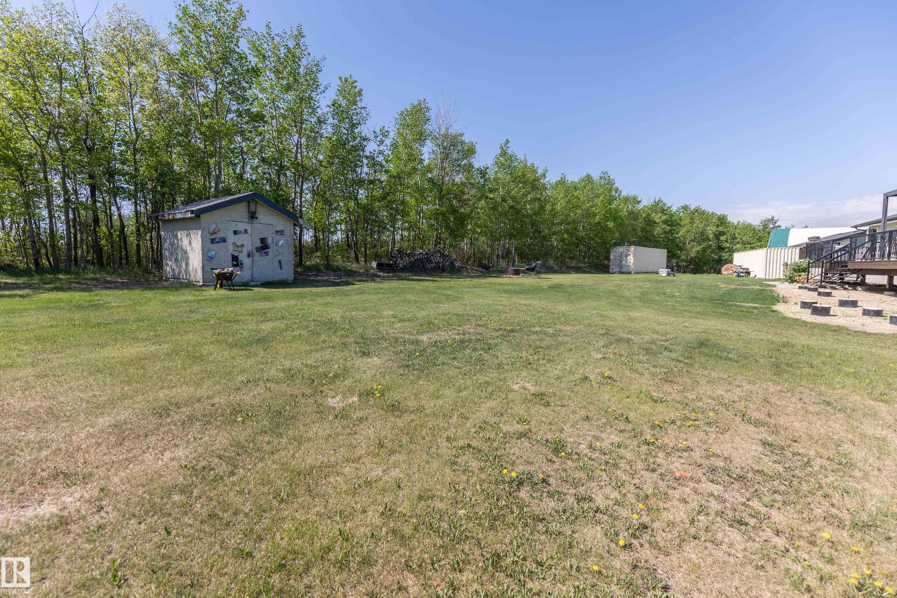 Photo 49 at 90 22111 Twp Road, Steinke Estates, Rural Leduc County