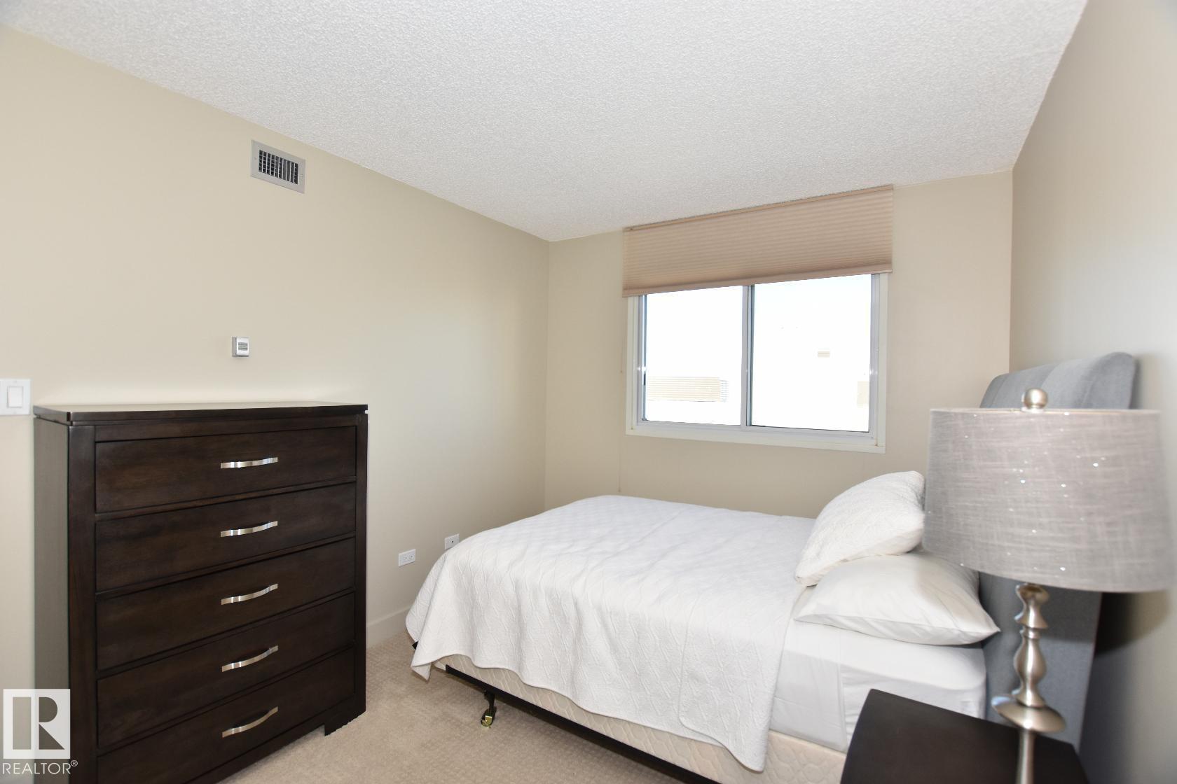 Photo 13 at 1805 - 10011 123 Street NW, Wîhkwêntôwin, Edmonton