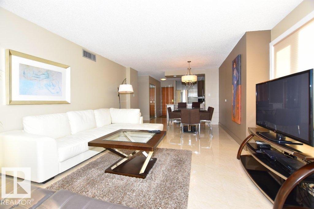 Photo 6 at 1805 - 10011 123 Street NW, Wîhkwêntôwin, Edmonton