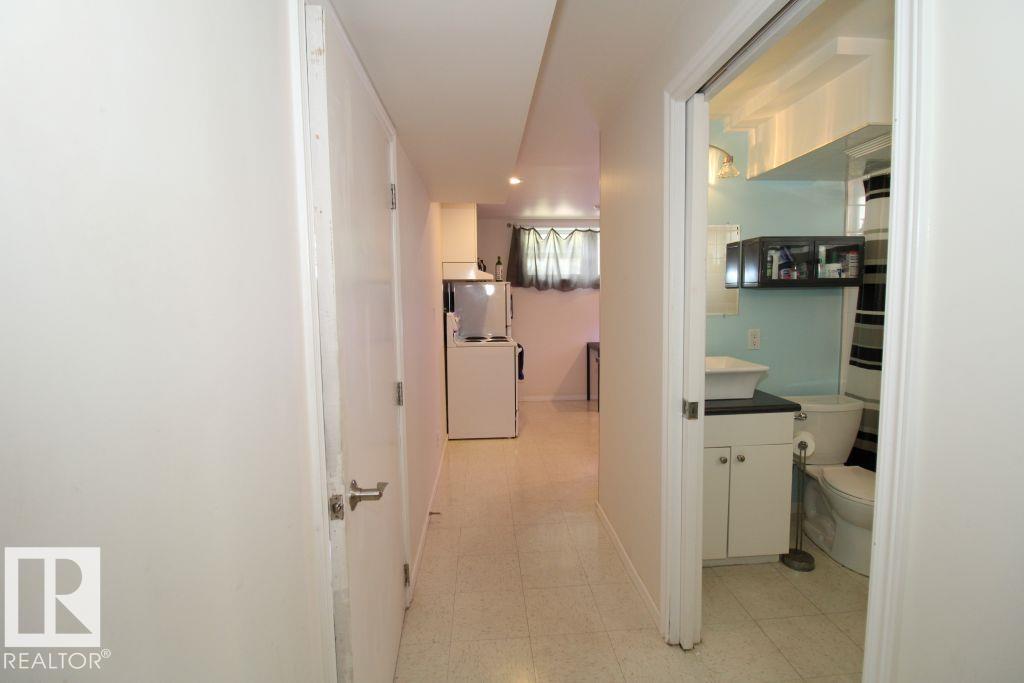 Photo 23 at 10320 79 Street NW, Forest Heights, Edmonton