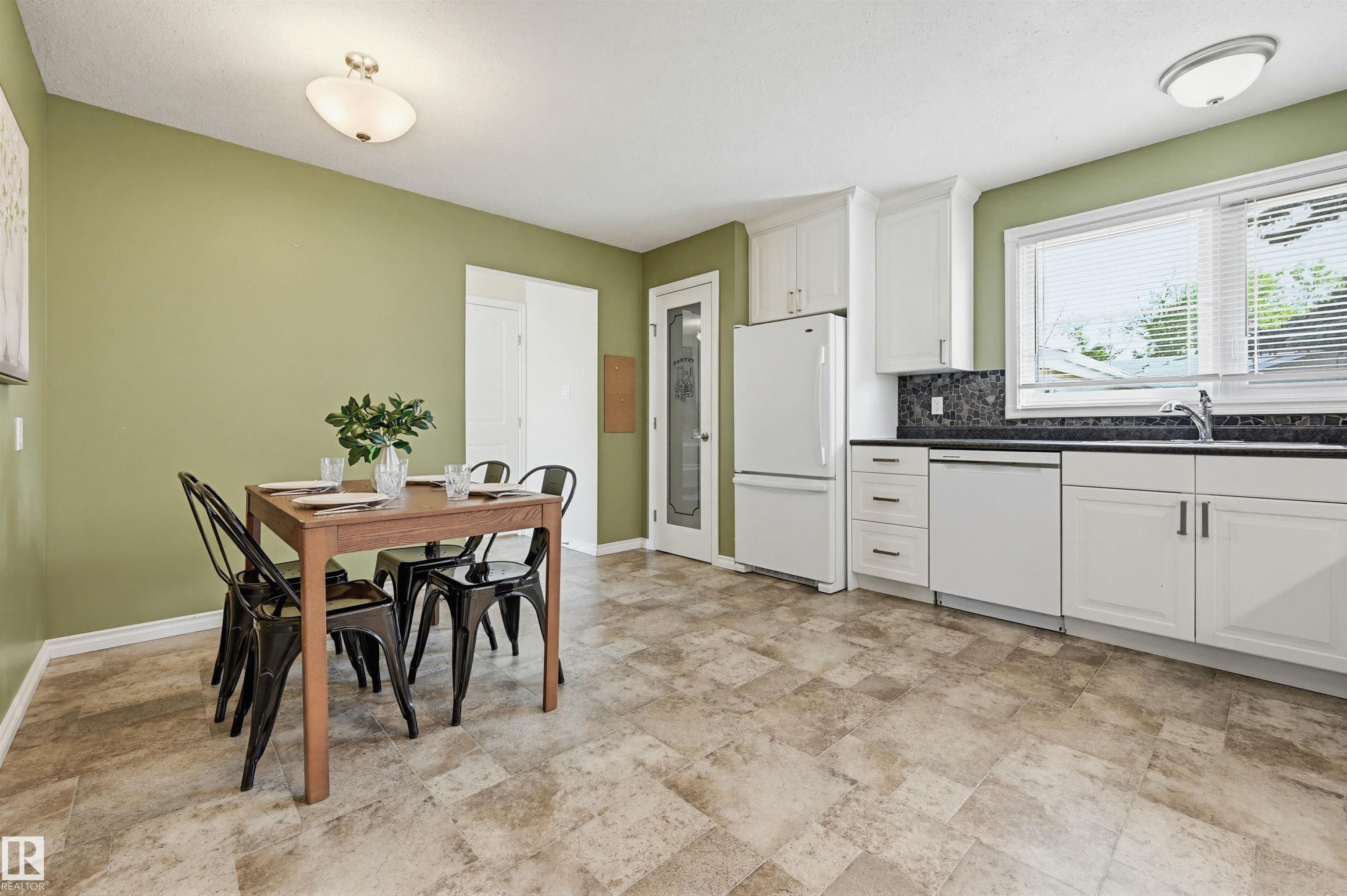 Photo 11 at 8737 99 Avenue, Pineview Fort Sask., Fort Saskatchewan