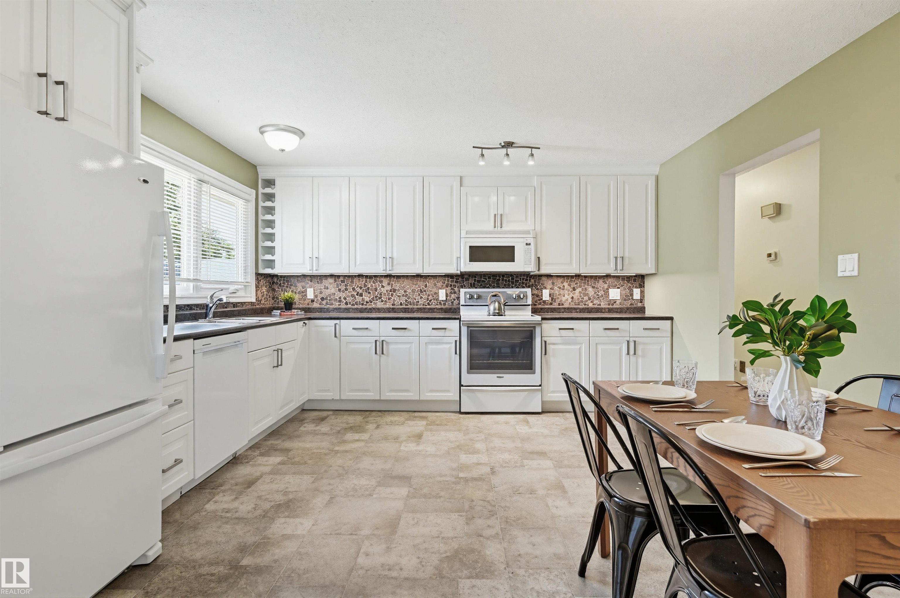 Photo 9 at 8737 99 Avenue, Pineview Fort Sask., Fort Saskatchewan