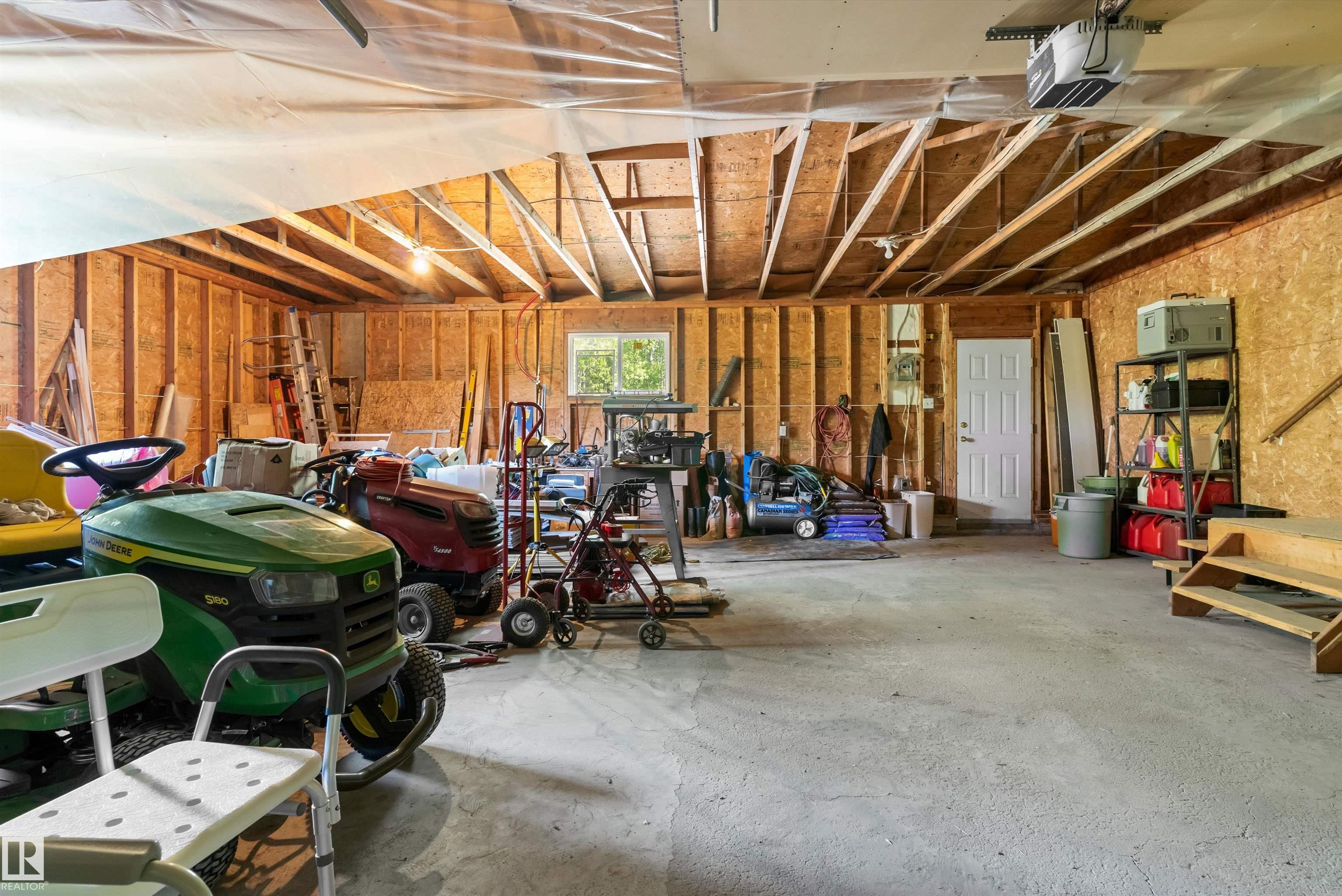 Photo 32 at 10 - 52510 Rge Road 20, Cottage Lake Heights II, Rural Parkland County