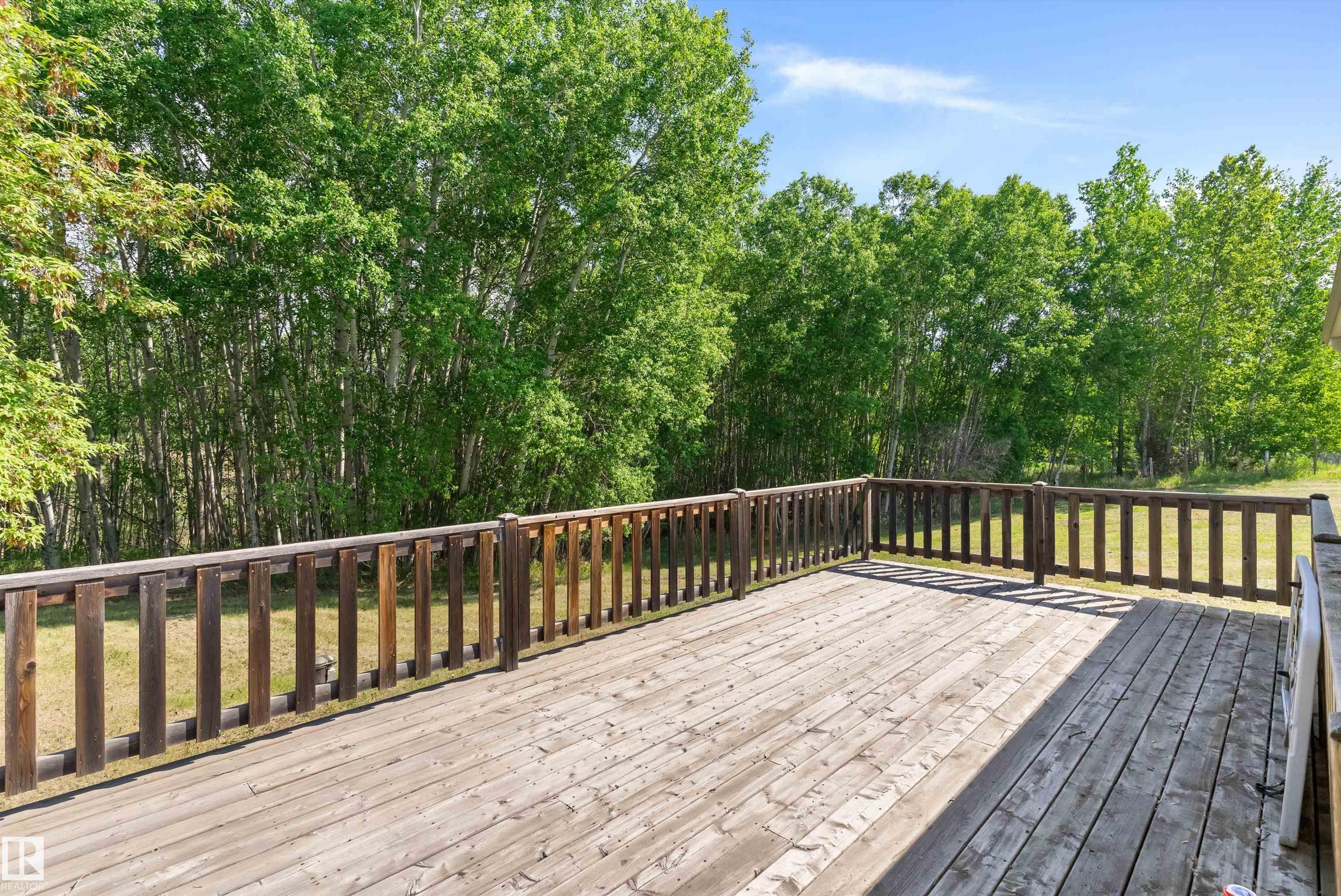 Photo 36 at 10 - 52510 Rge Road 20, Cottage Lake Heights II, Rural Parkland County